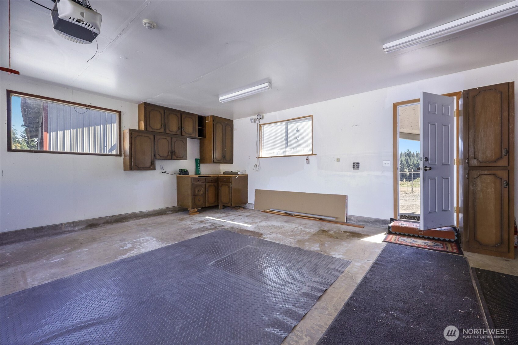 2421 Beaver Creek Drive Property Photo 23