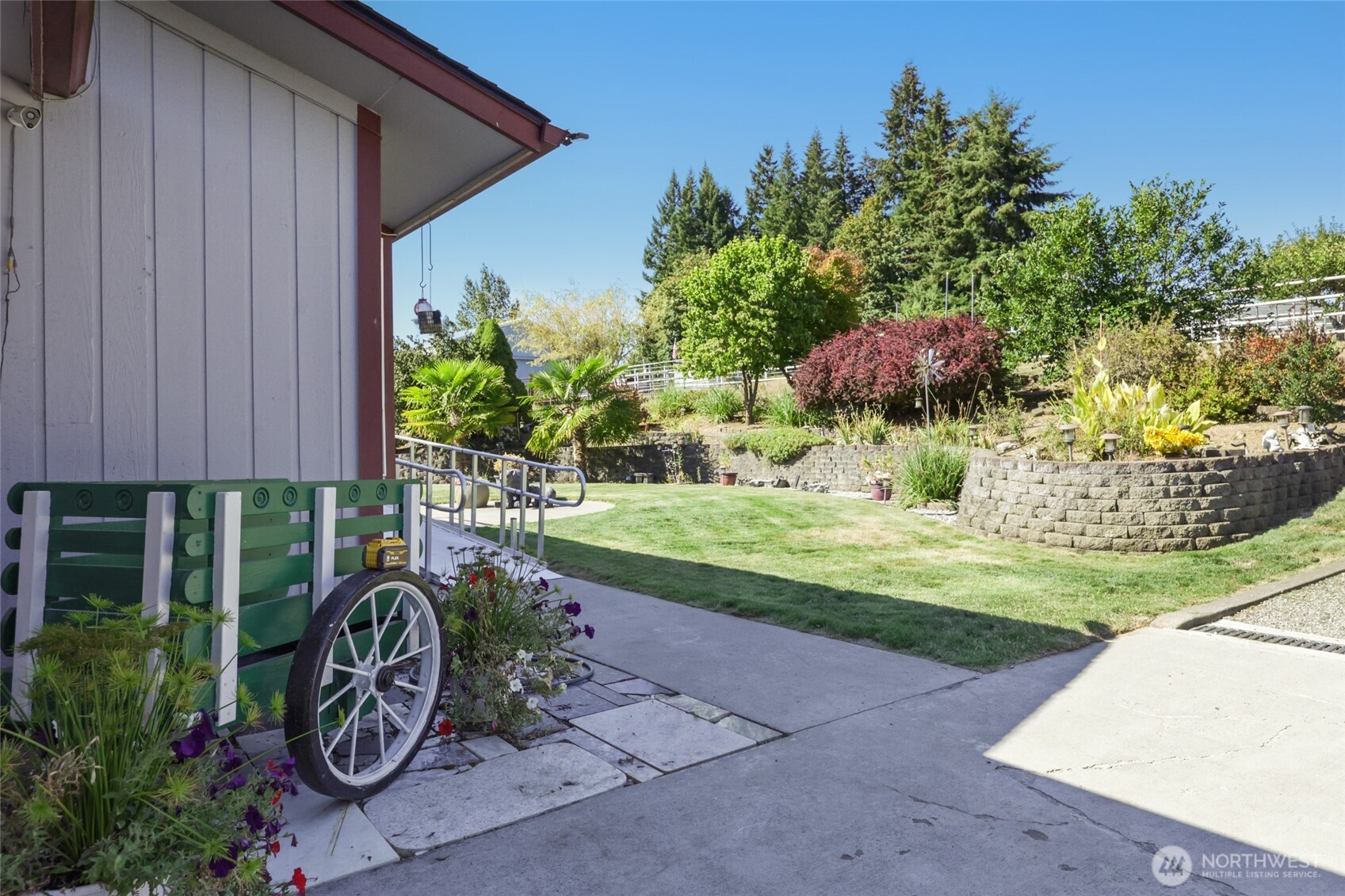 2421 Beaver Creek Drive Property Photo 35