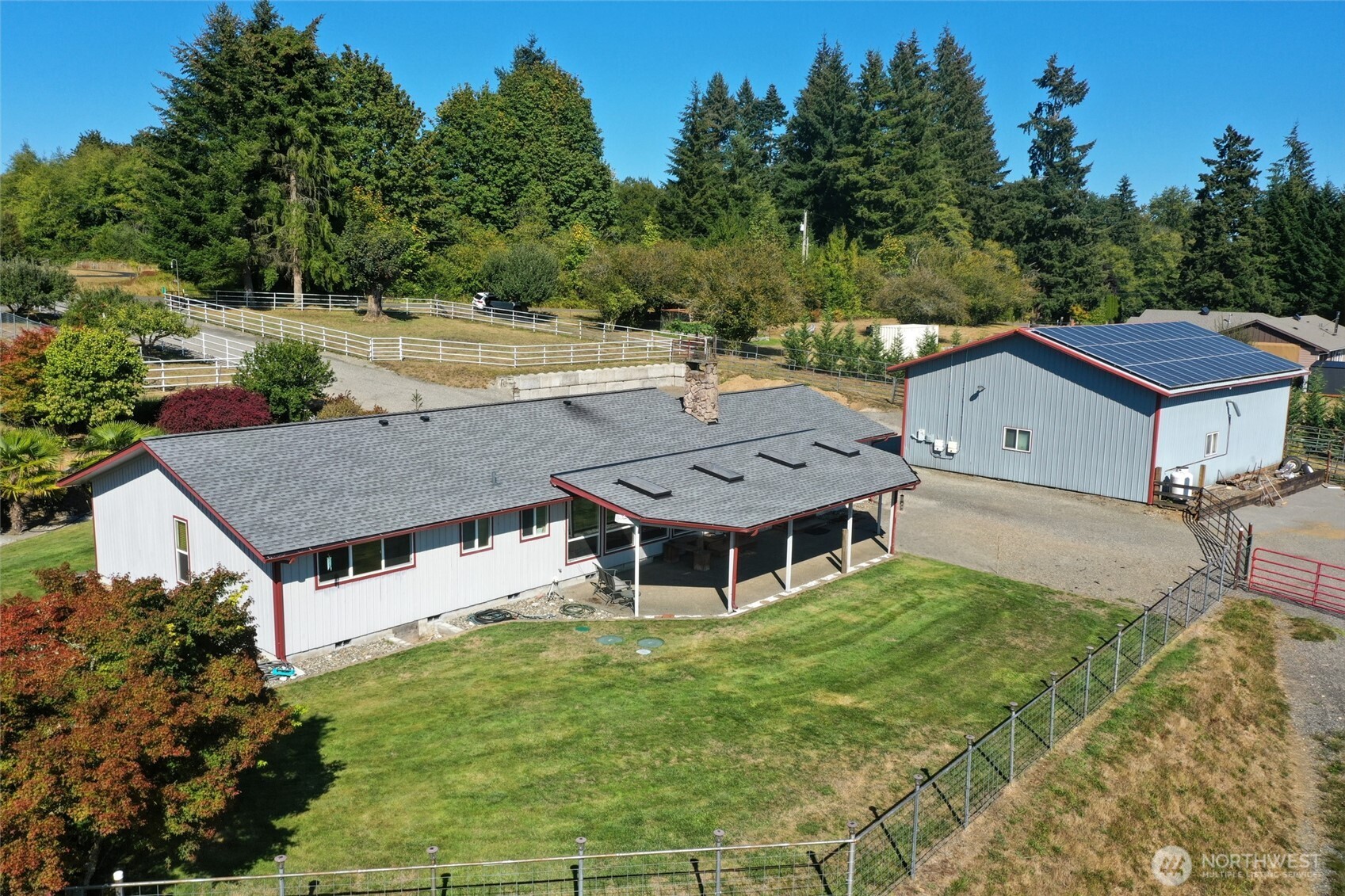 2421 Beaver Creek Drive Property Photo 38