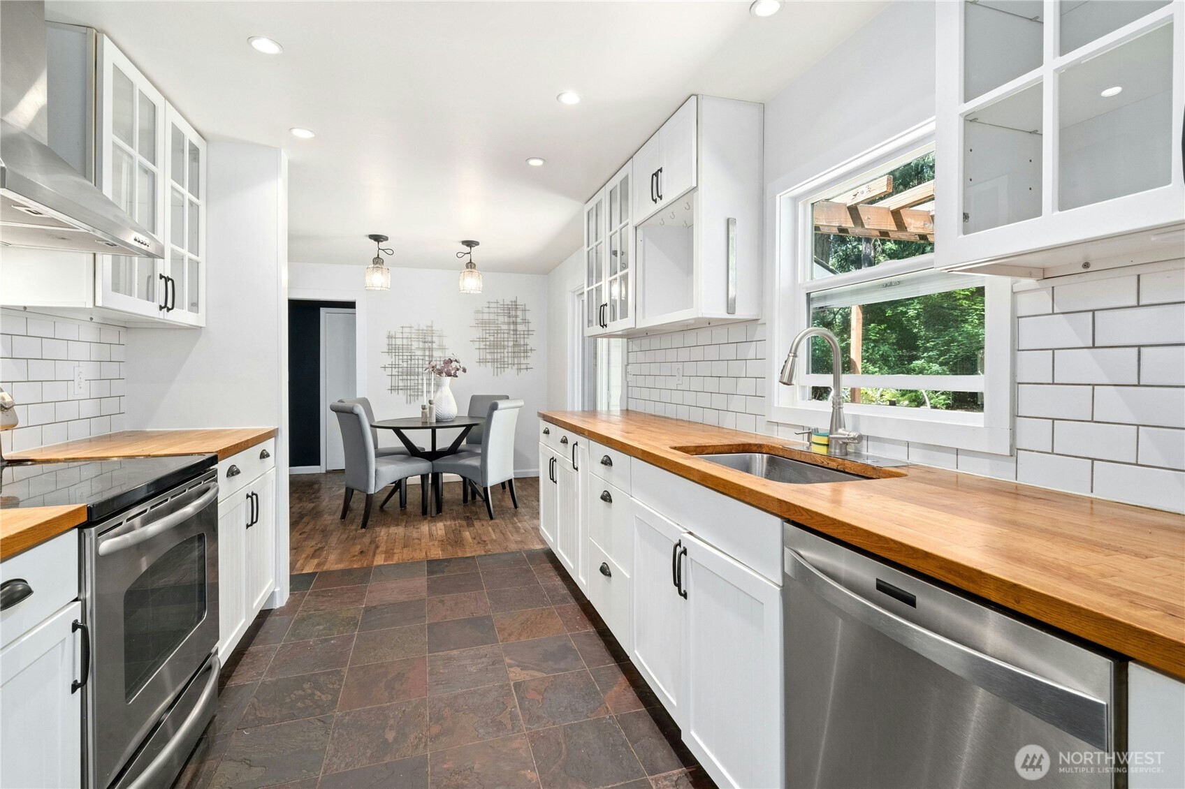 6311 216th Street Property Photo 9