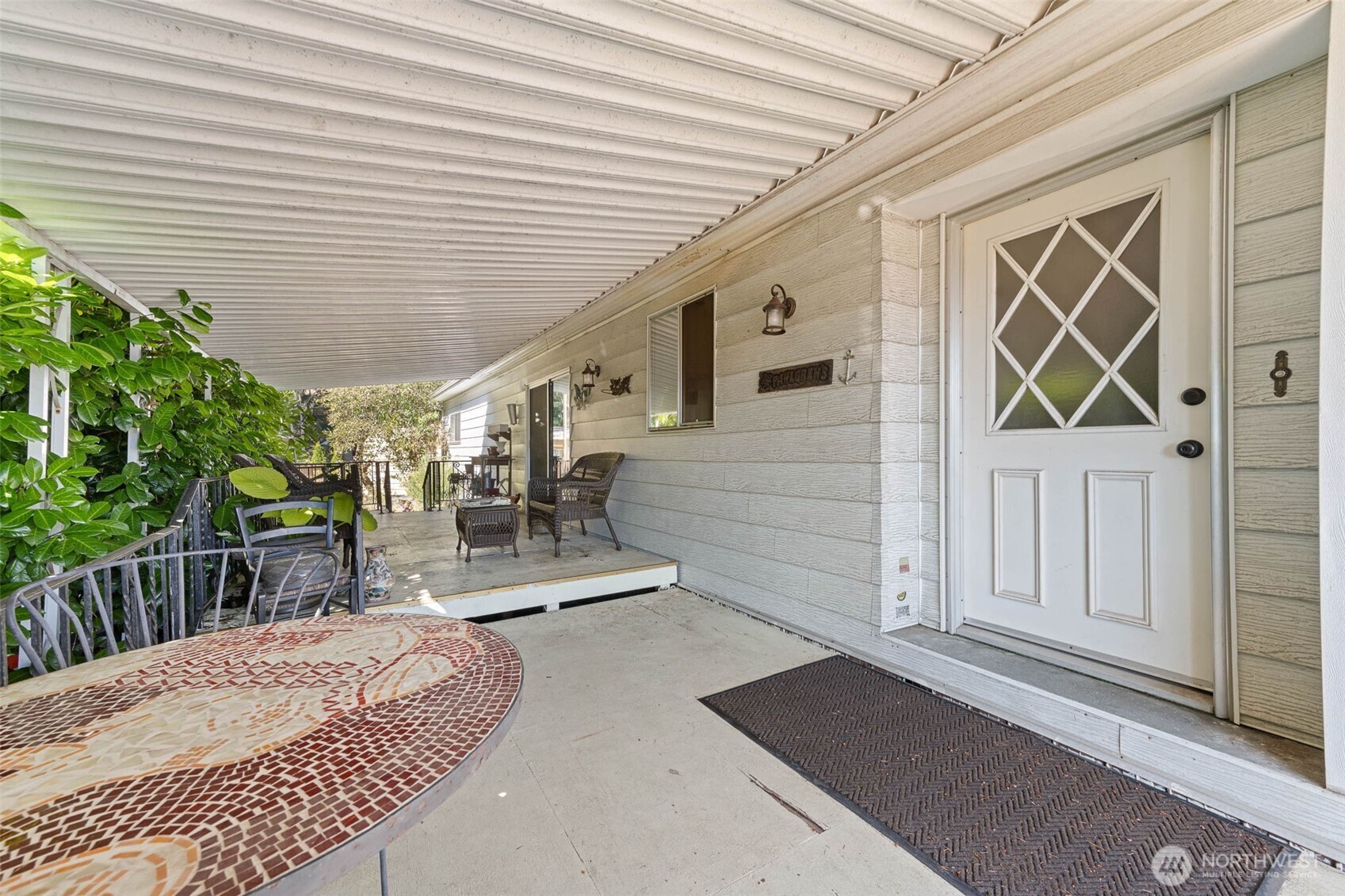 2419 Jahn Avenue 6 Property Photo 2