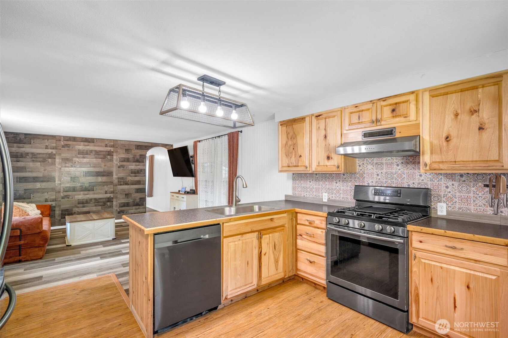21114 119th Street Property Photo 8