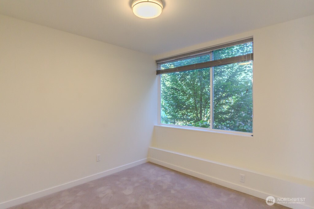 2513 13th Avenue E Property Photo 14