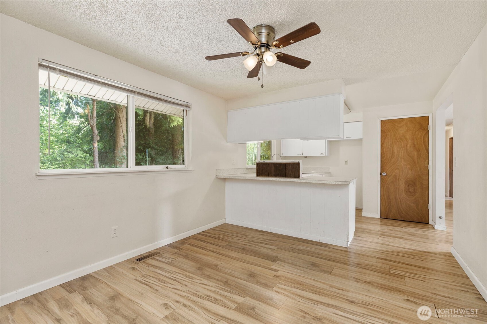 760 Nw Firglade Drive Property Photo 9