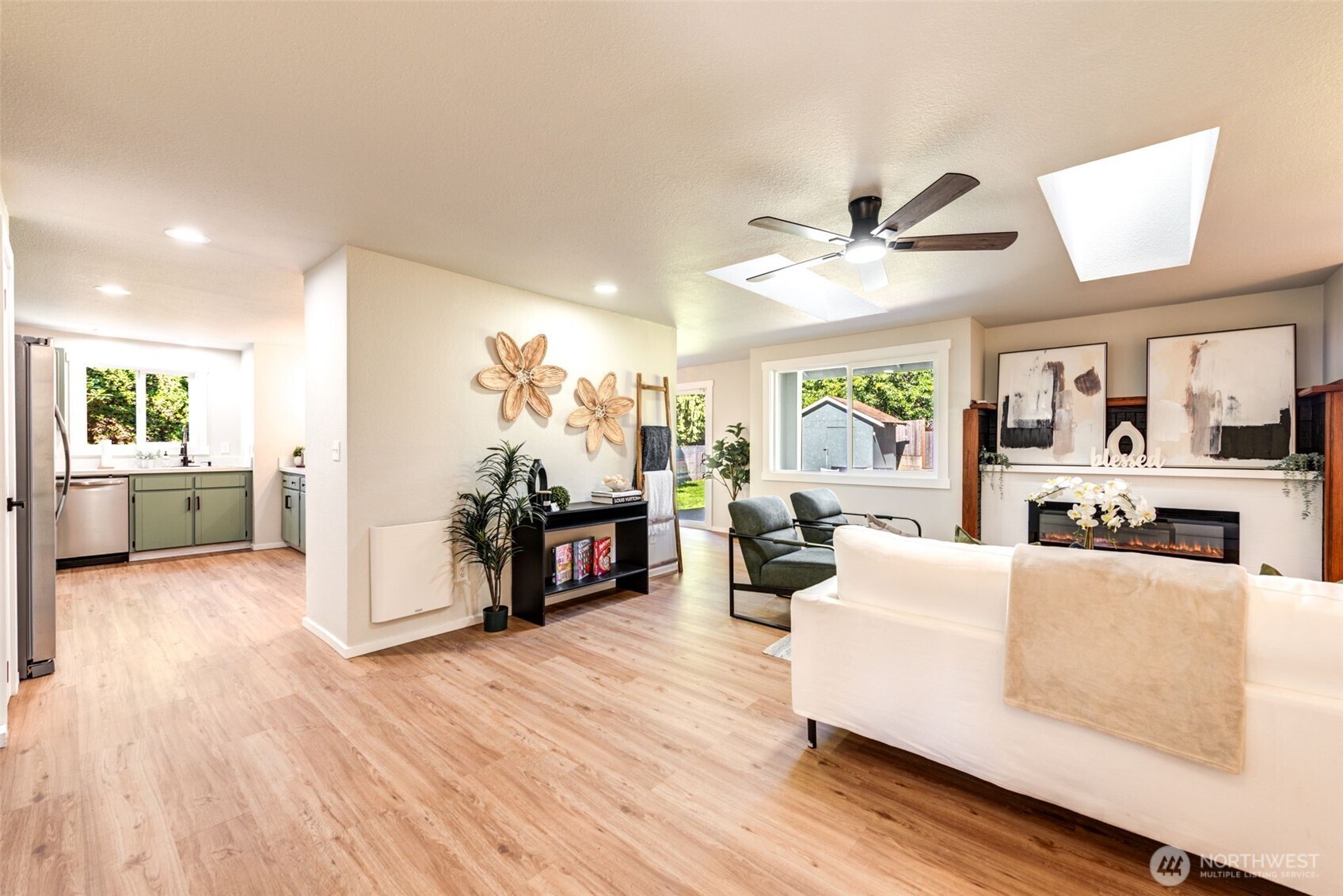 11915 27th Court Property Photo 8