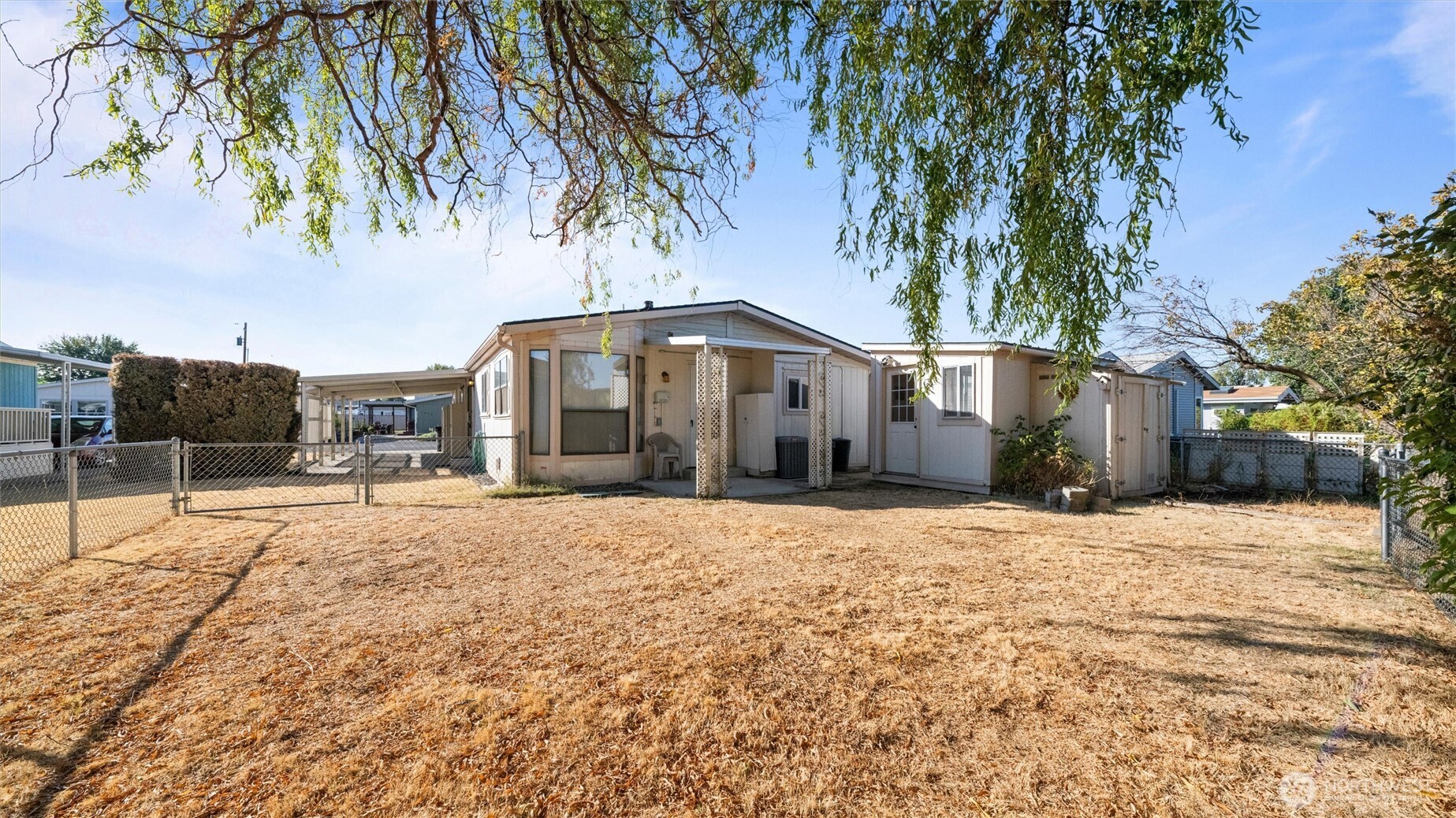 1324 Rancho Villa Drive Property Photo 26