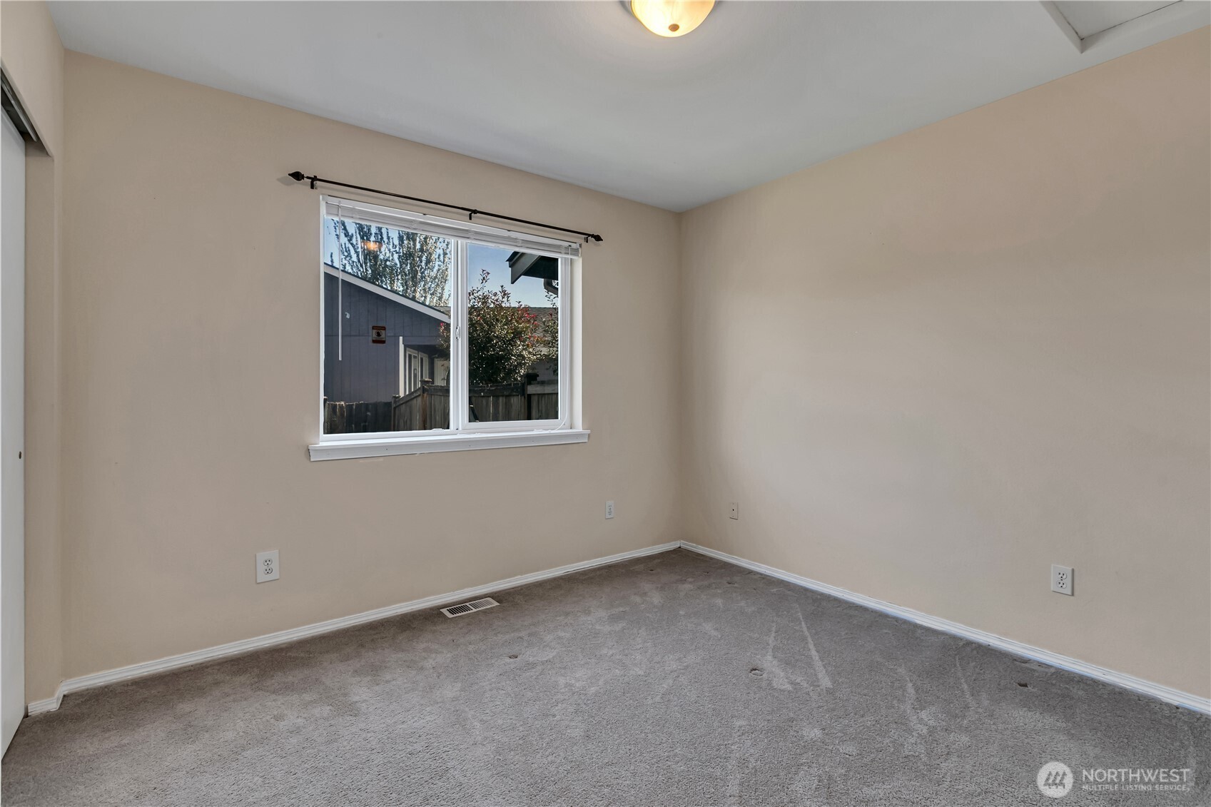 756 Oakhurst Drive Property Photo 20