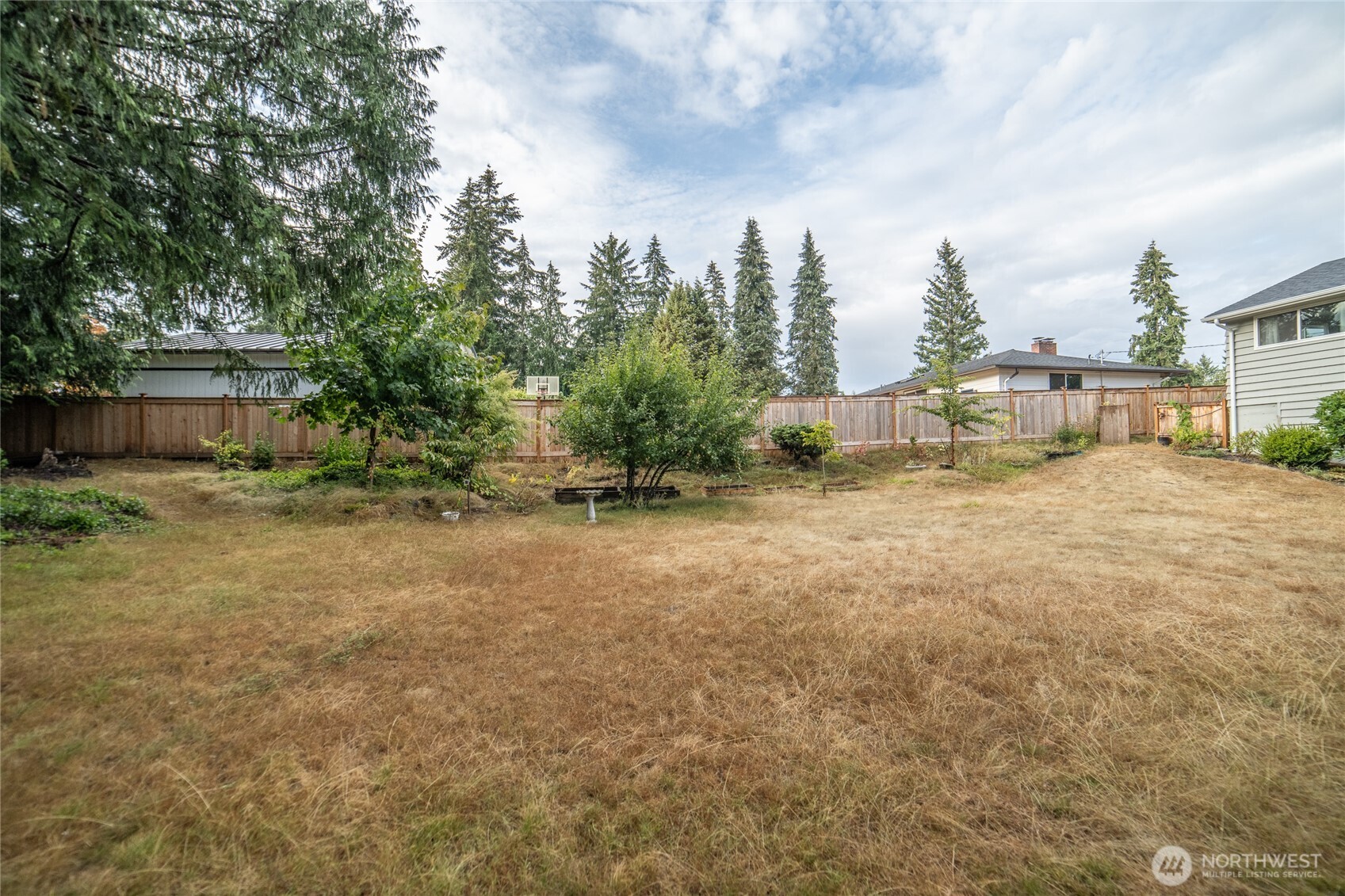 17220 129th Avenue Property Photo 6