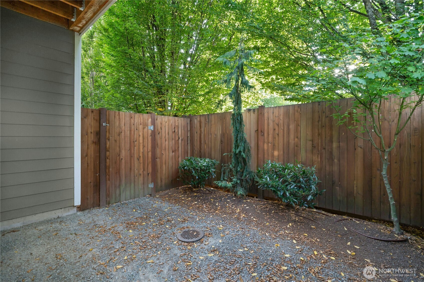 196 Countryman Dr Property Photo 32
