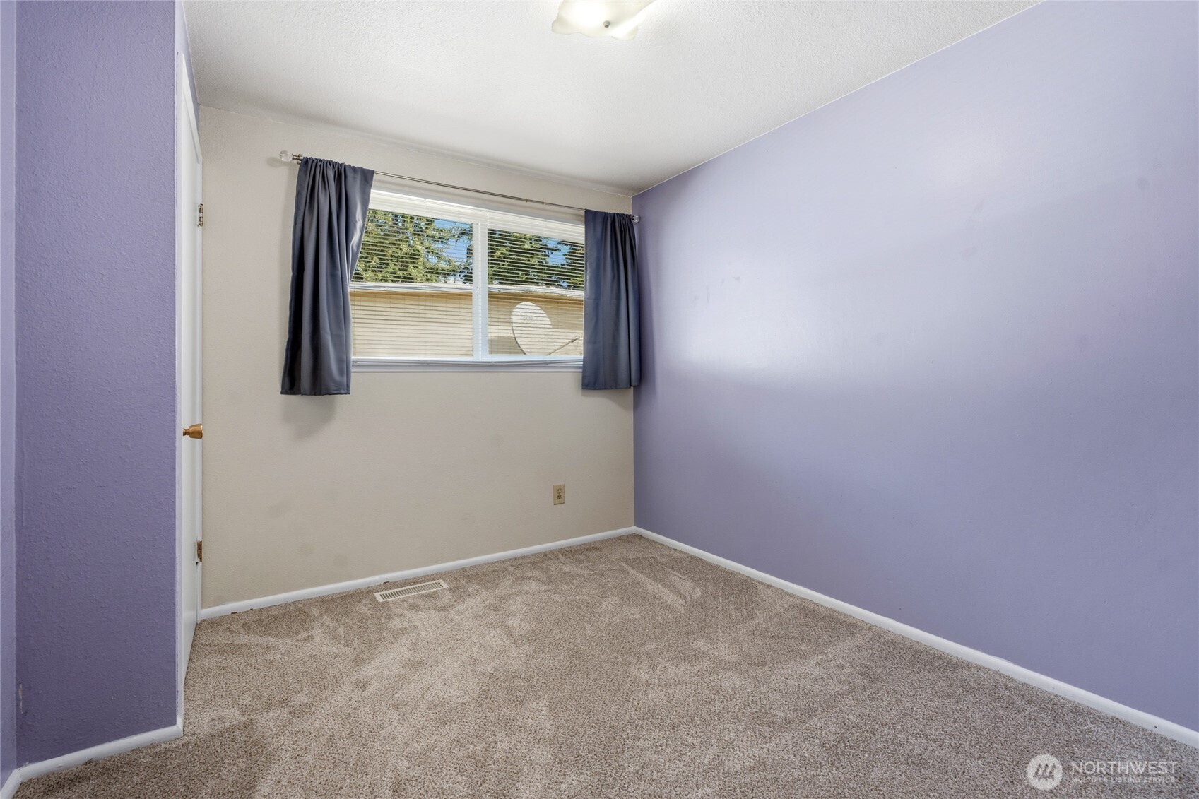 6225 S Huson Street Property Photo 20