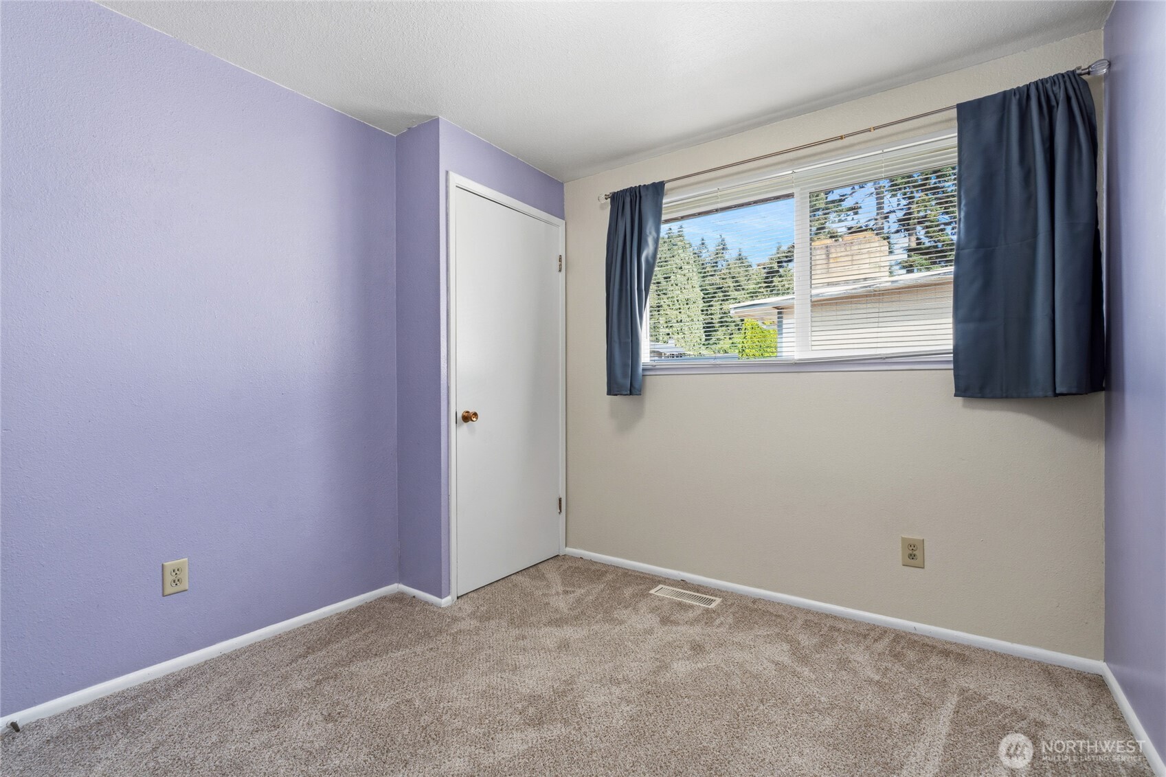 6225 S Huson Street Property Photo 21