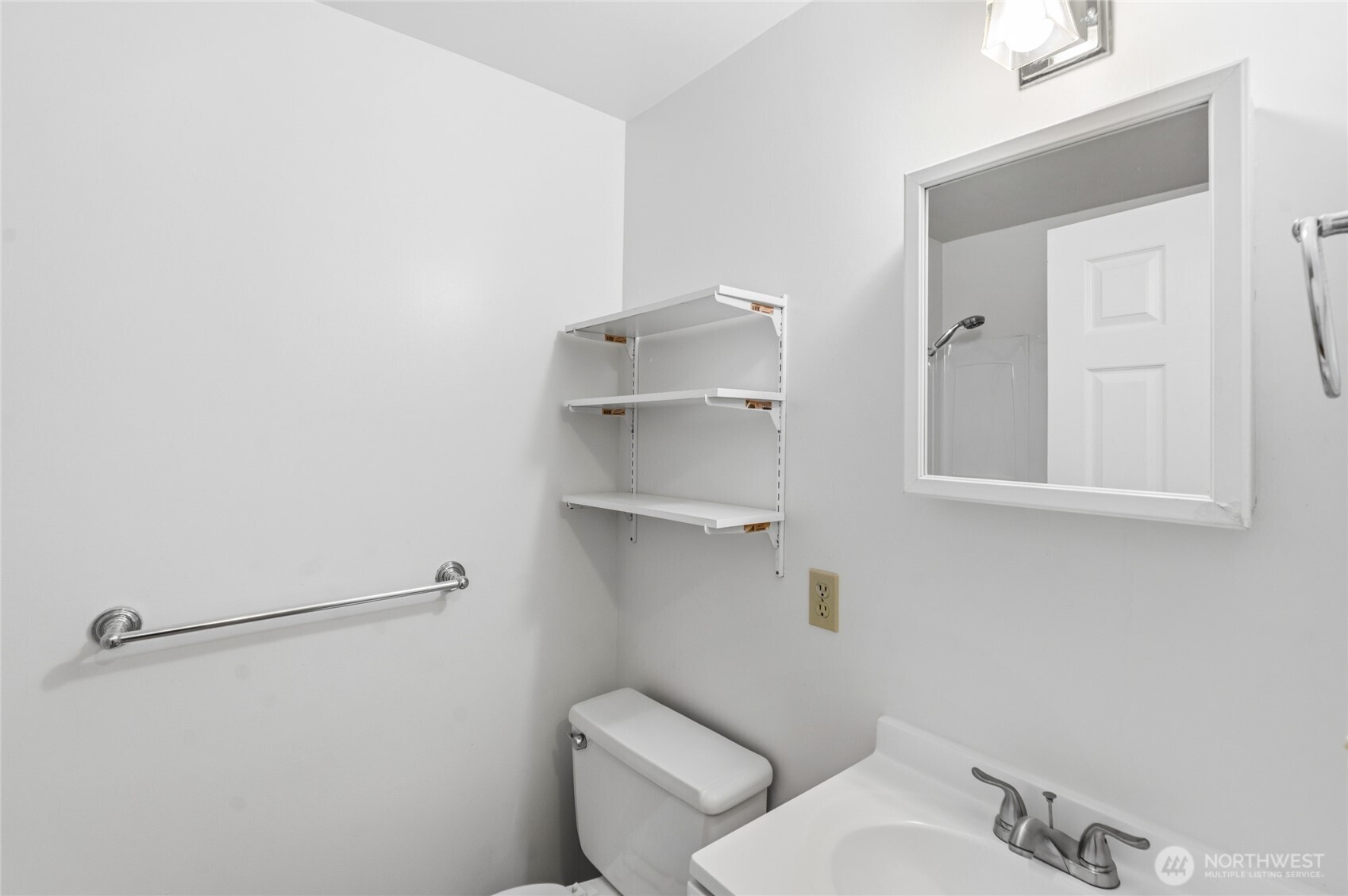 6225 S Huson Street Property Photo 22