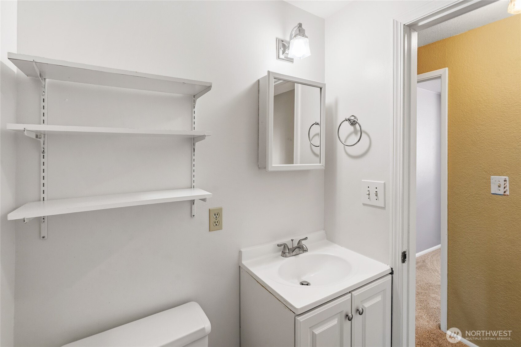 6225 S Huson Street Property Photo 23