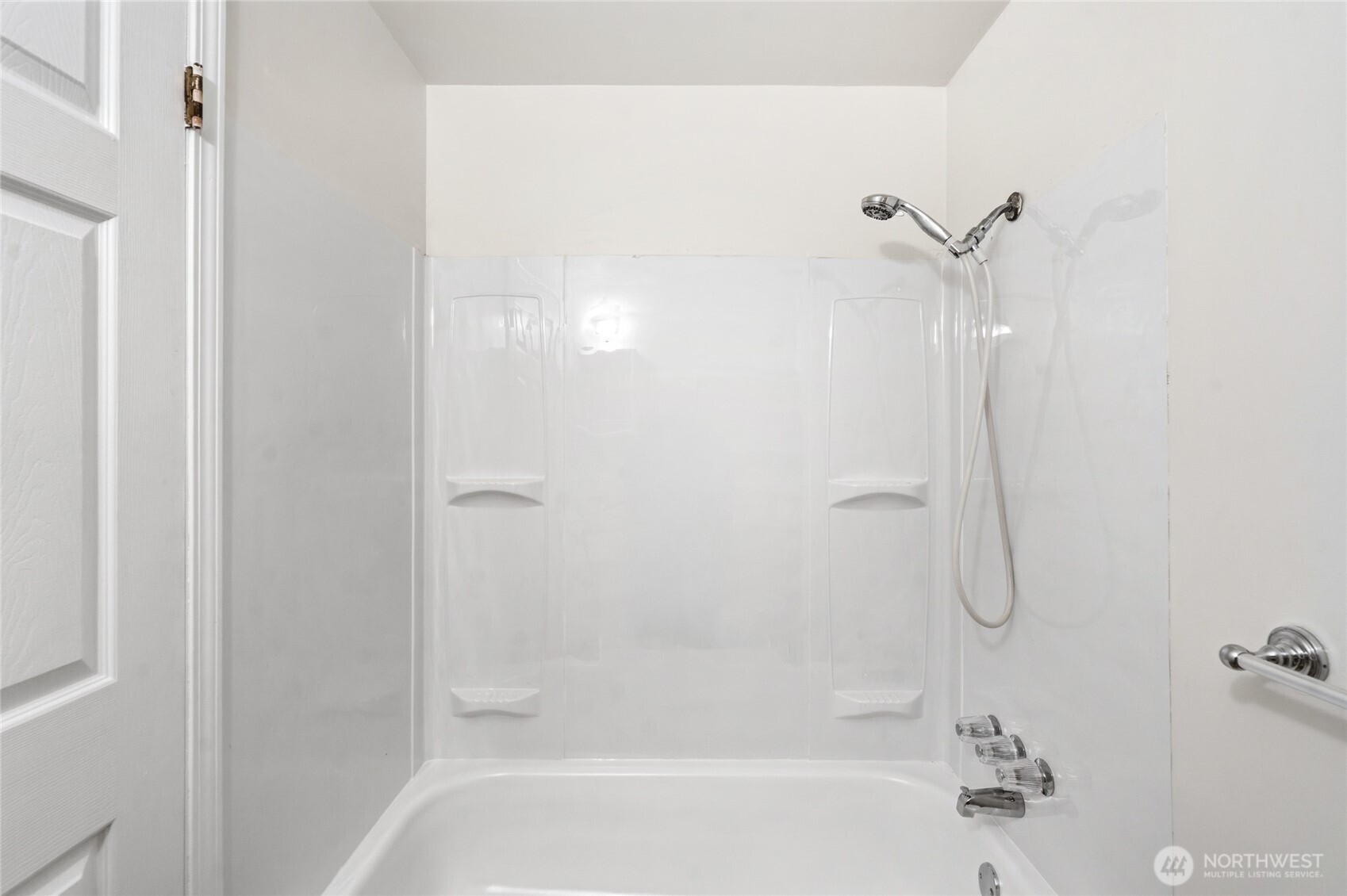 6225 S Huson Street Property Photo 24