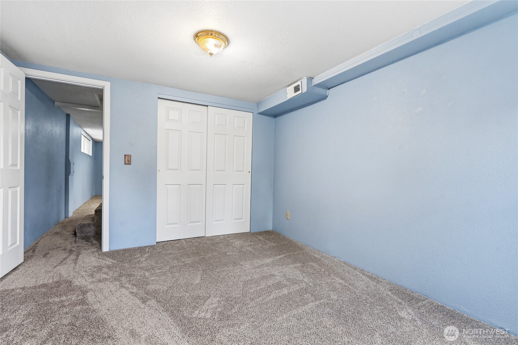6225 S Huson Street Property Photo 31