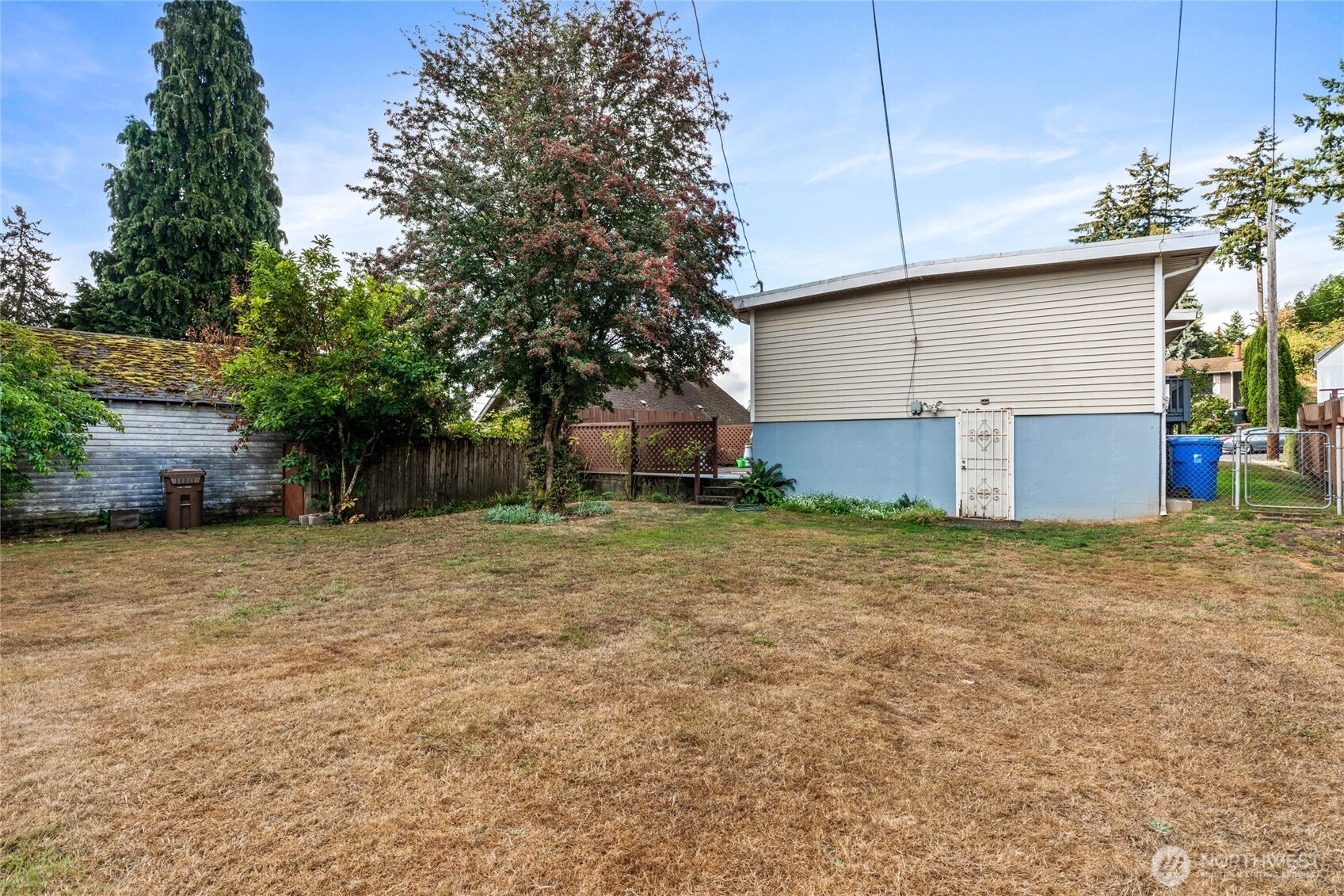 6225 S Huson Street Property Photo 37