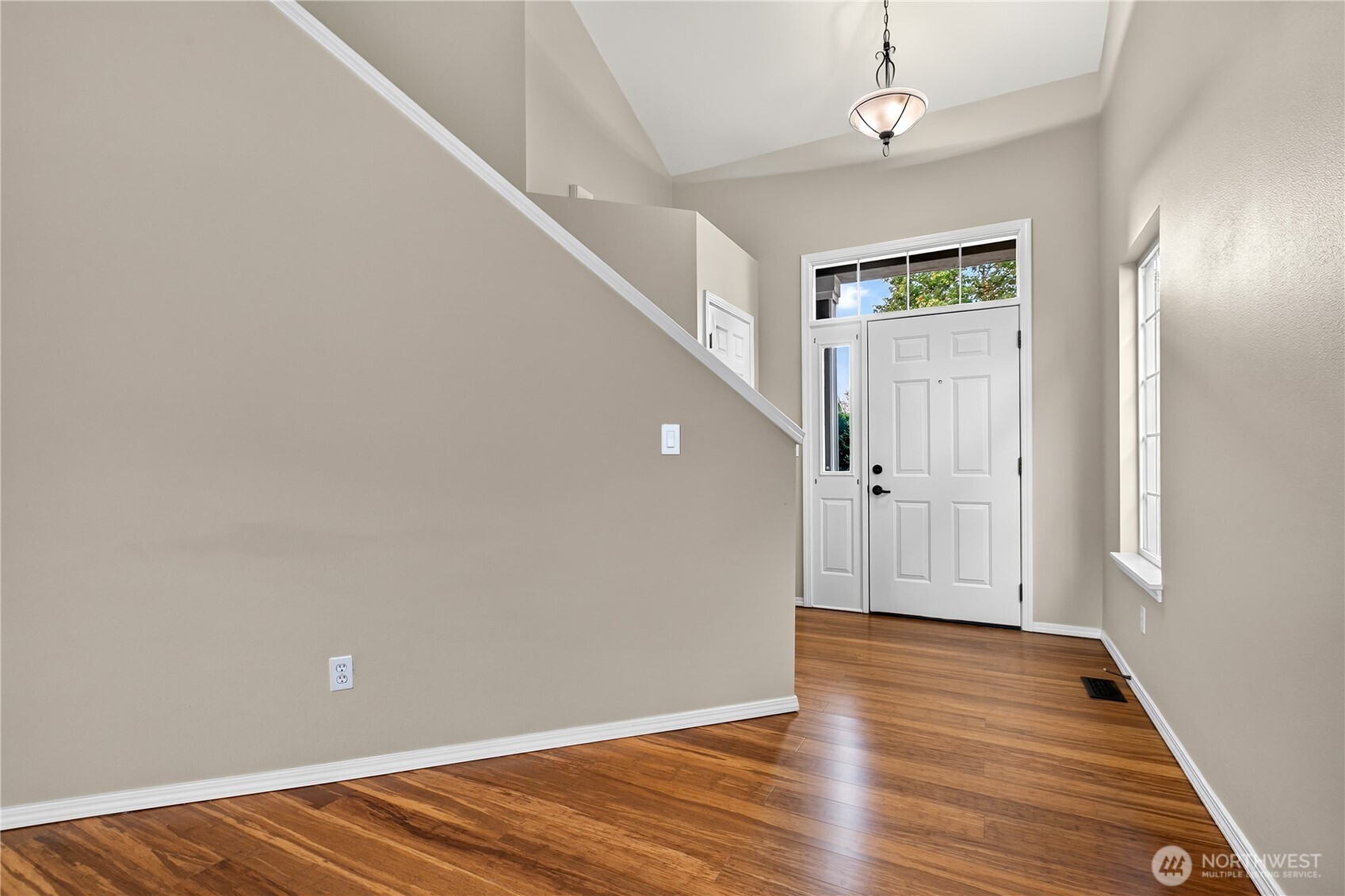 16963 Lookout Mountain Road Property Photo 3