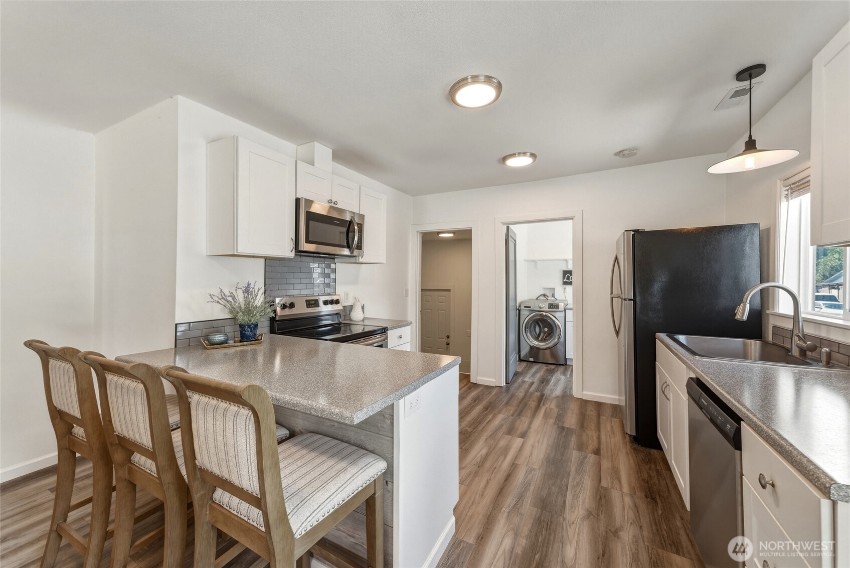 412 Pearson Street Property Photo 16