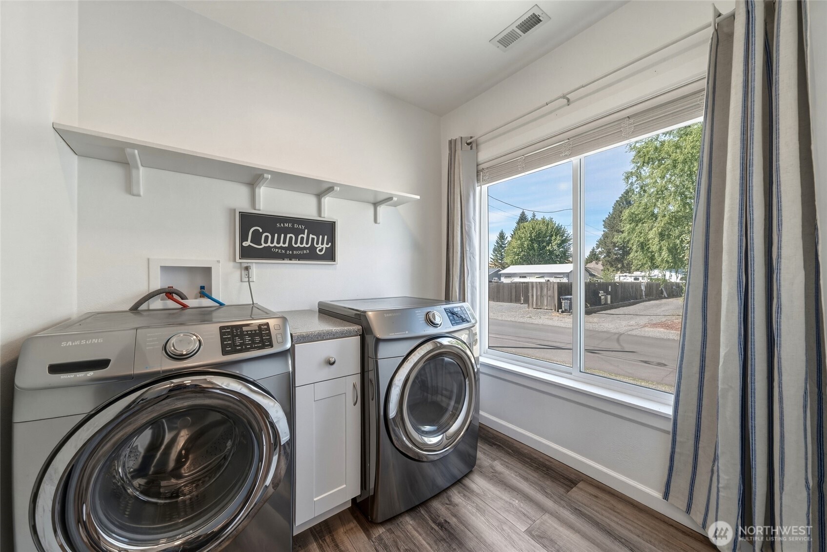 412 Pearson Street Property Photo 21