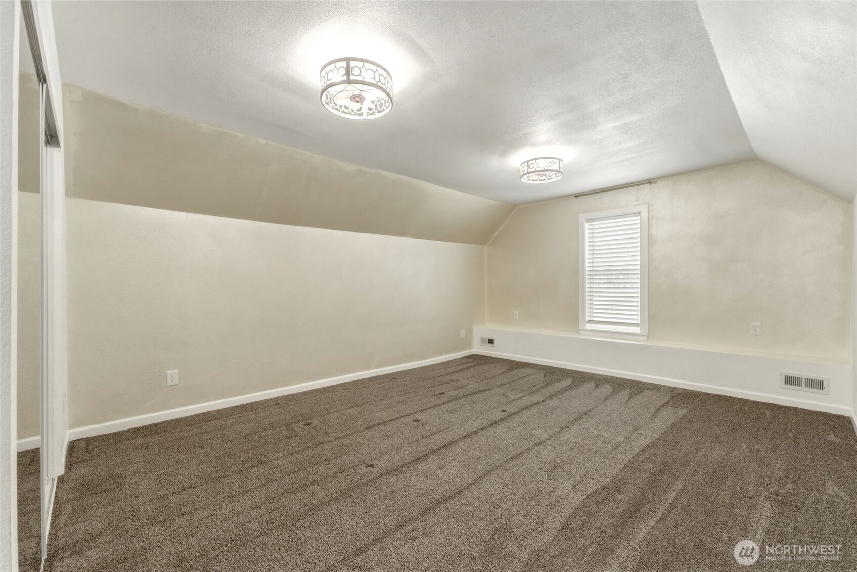 412 Pearson Street Property Photo 34
