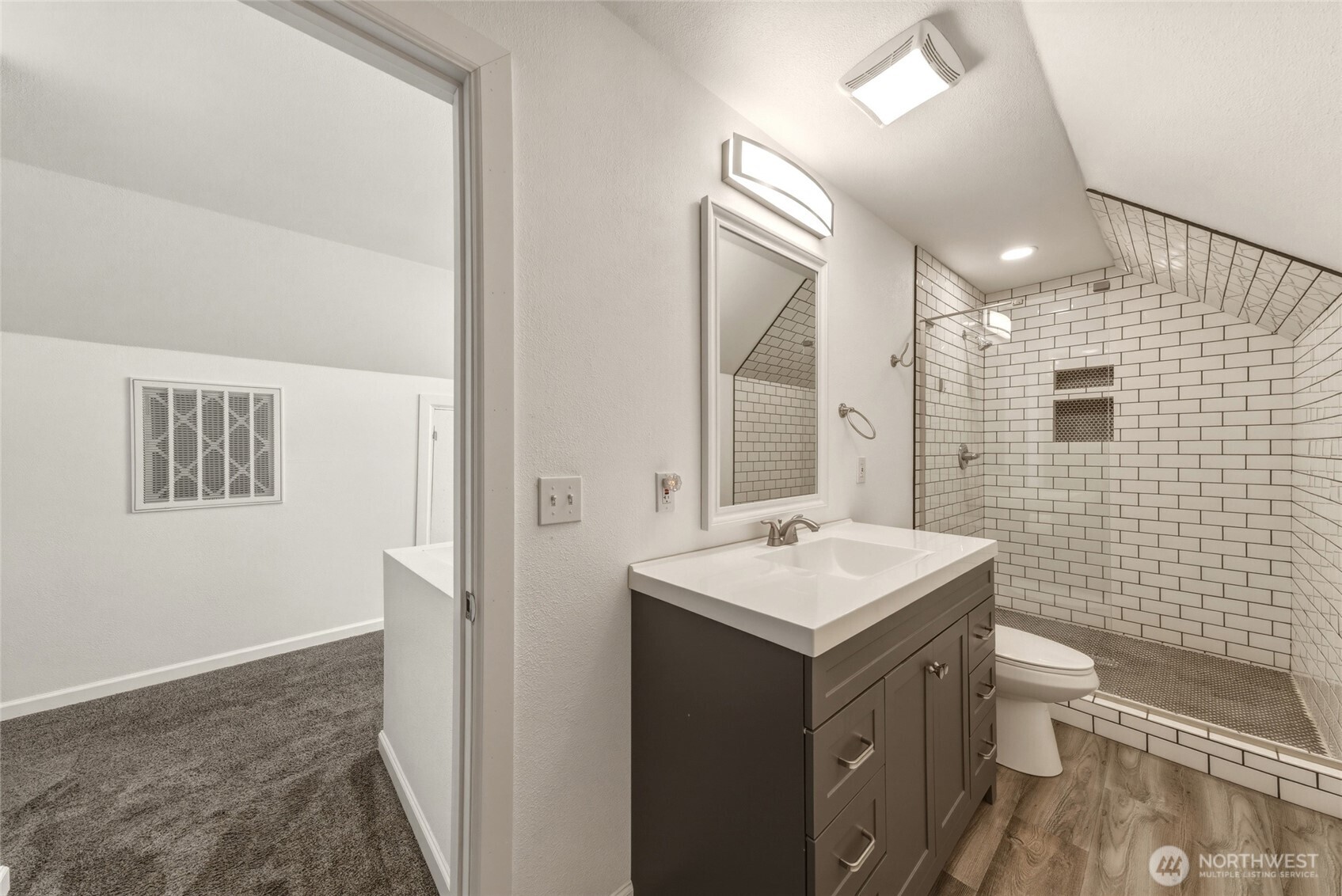 412 Pearson Street Property Photo 37