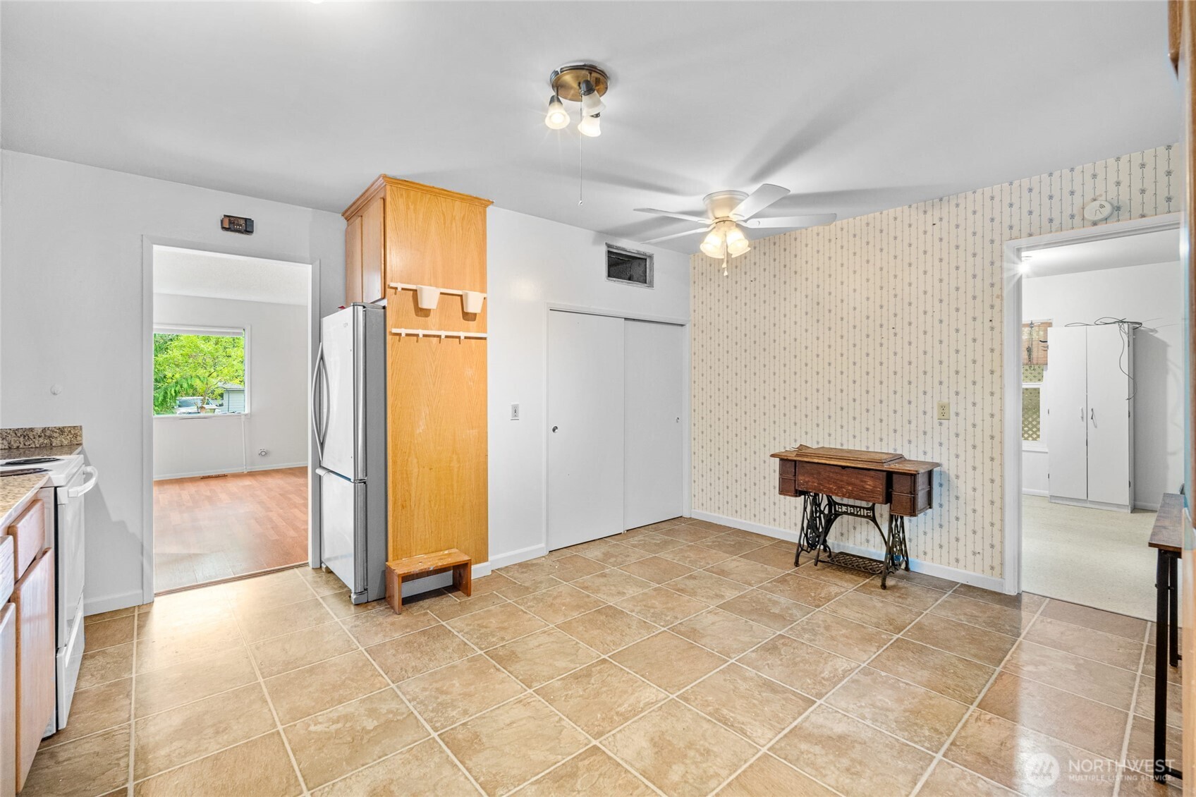 3403 Consolidation Drive Property Photo 6