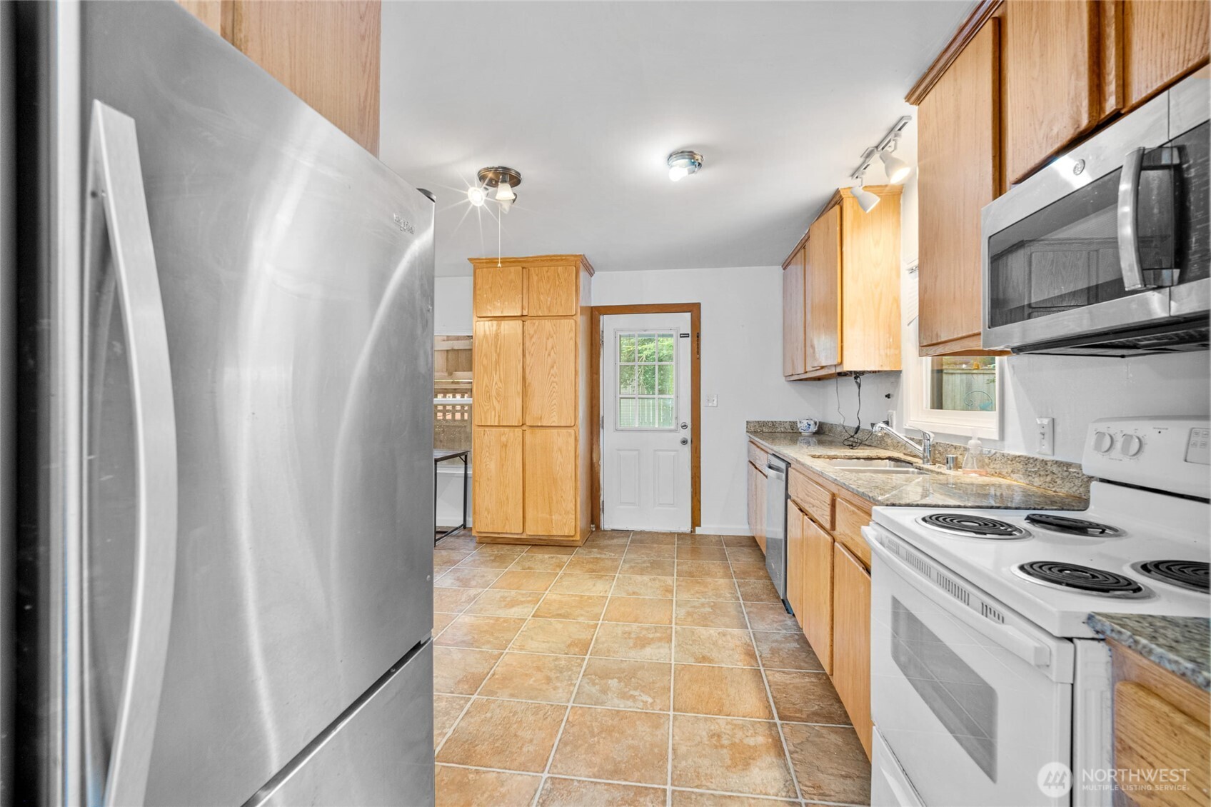 3403 Consolidation Drive Property Photo 8