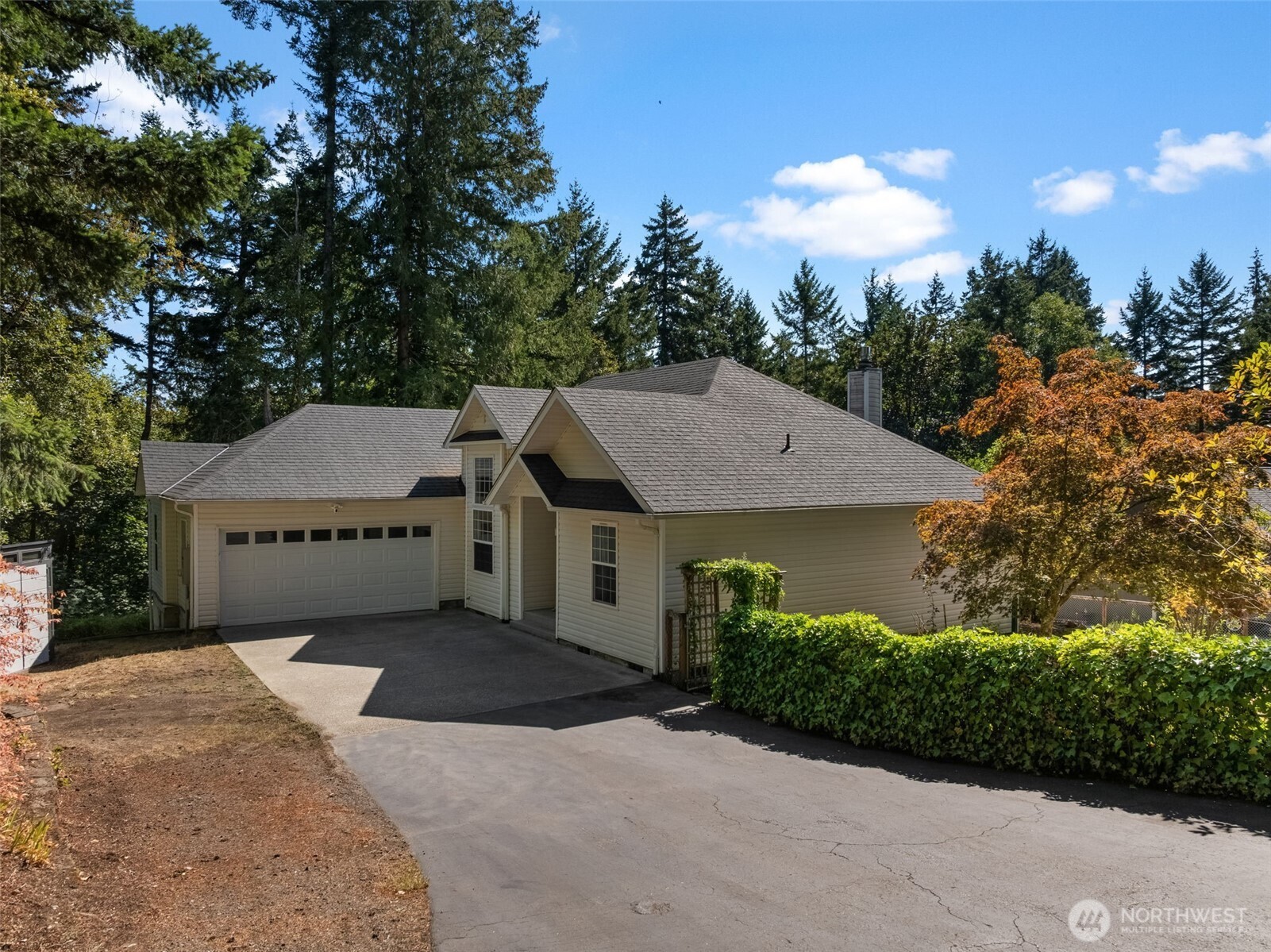 10939 Branch Place Property Photo 5