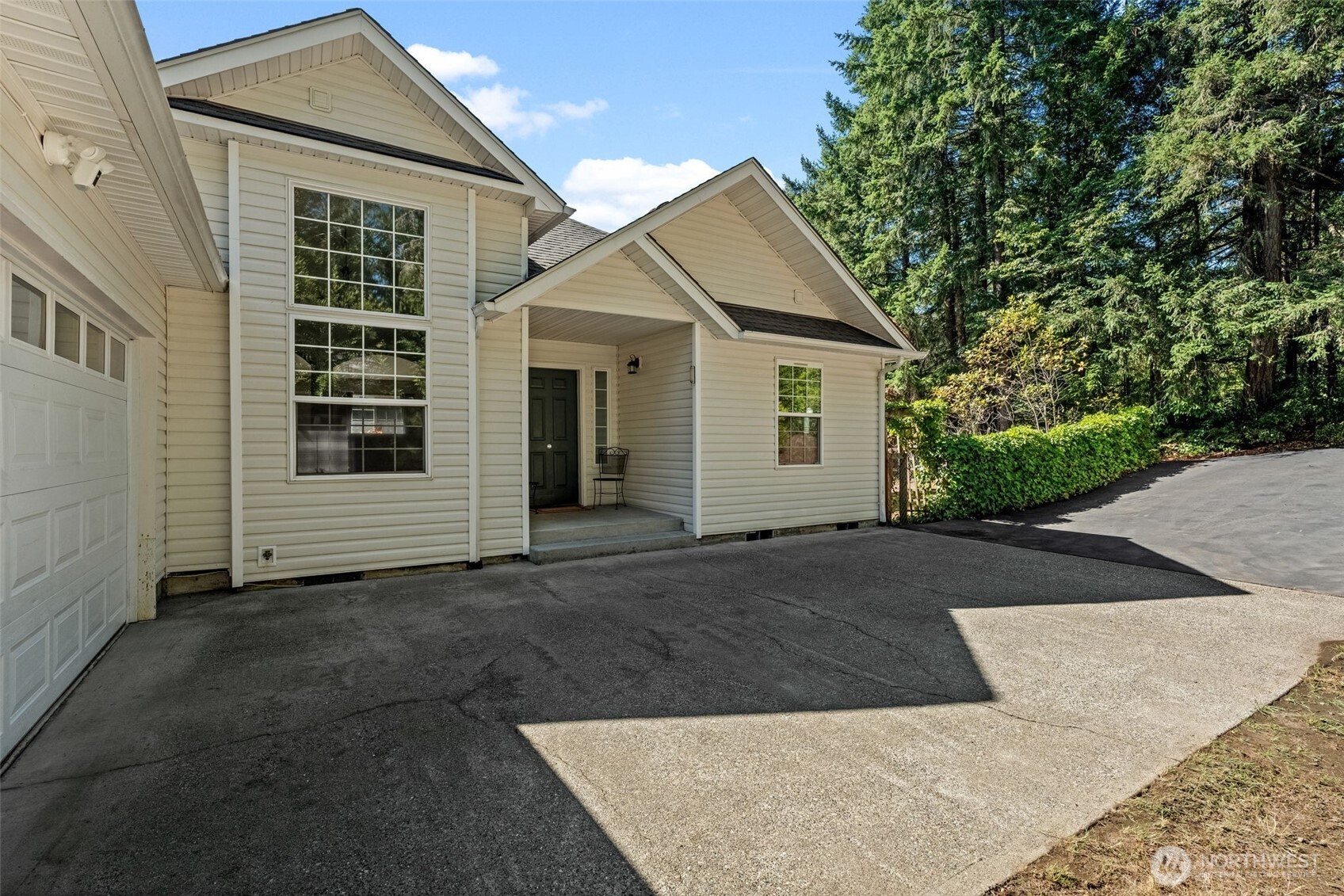10939 Branch Place Property Photo 6