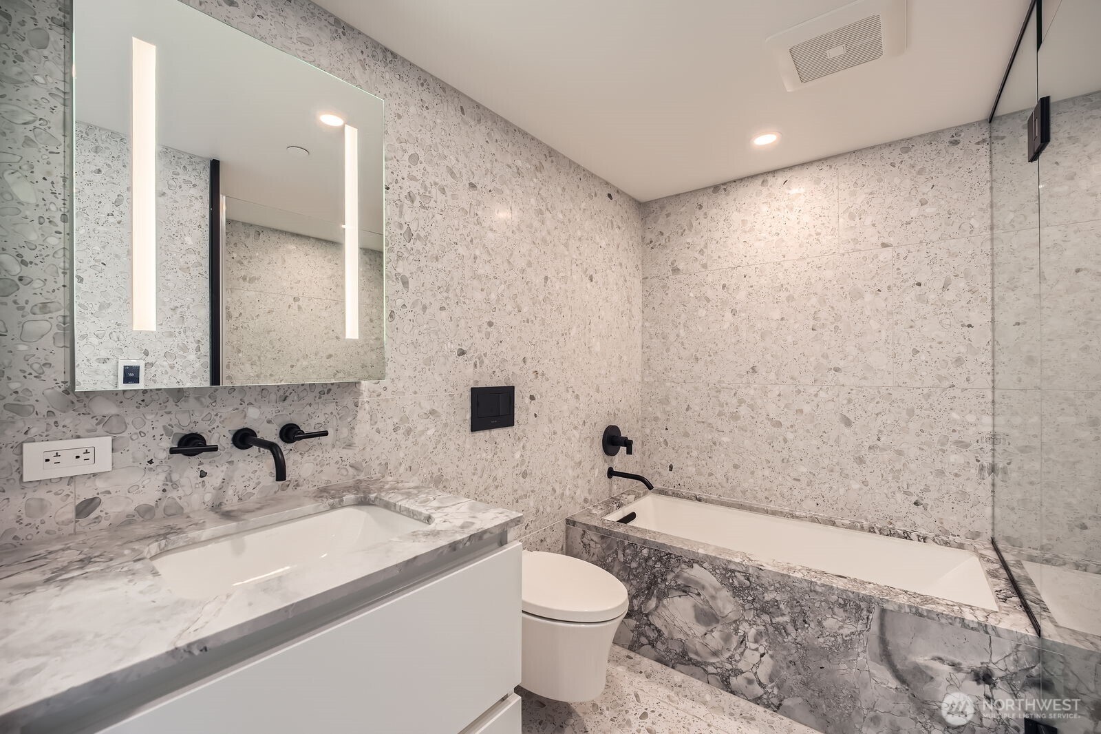 300 Virginia Street 1208 Property Photo 11