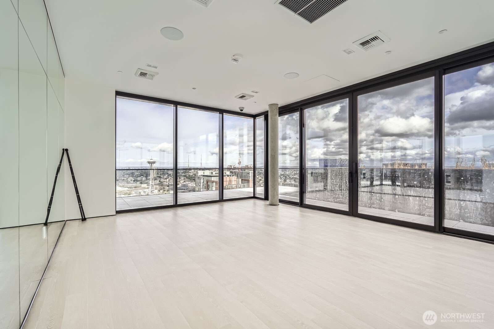 300 Virginia Street 1208 Property Photo 17