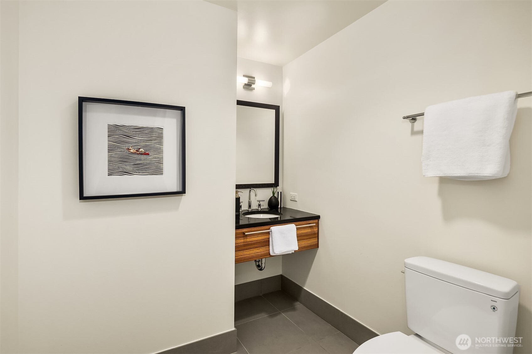 820 Blanchard Street 1209 Property Photo 16