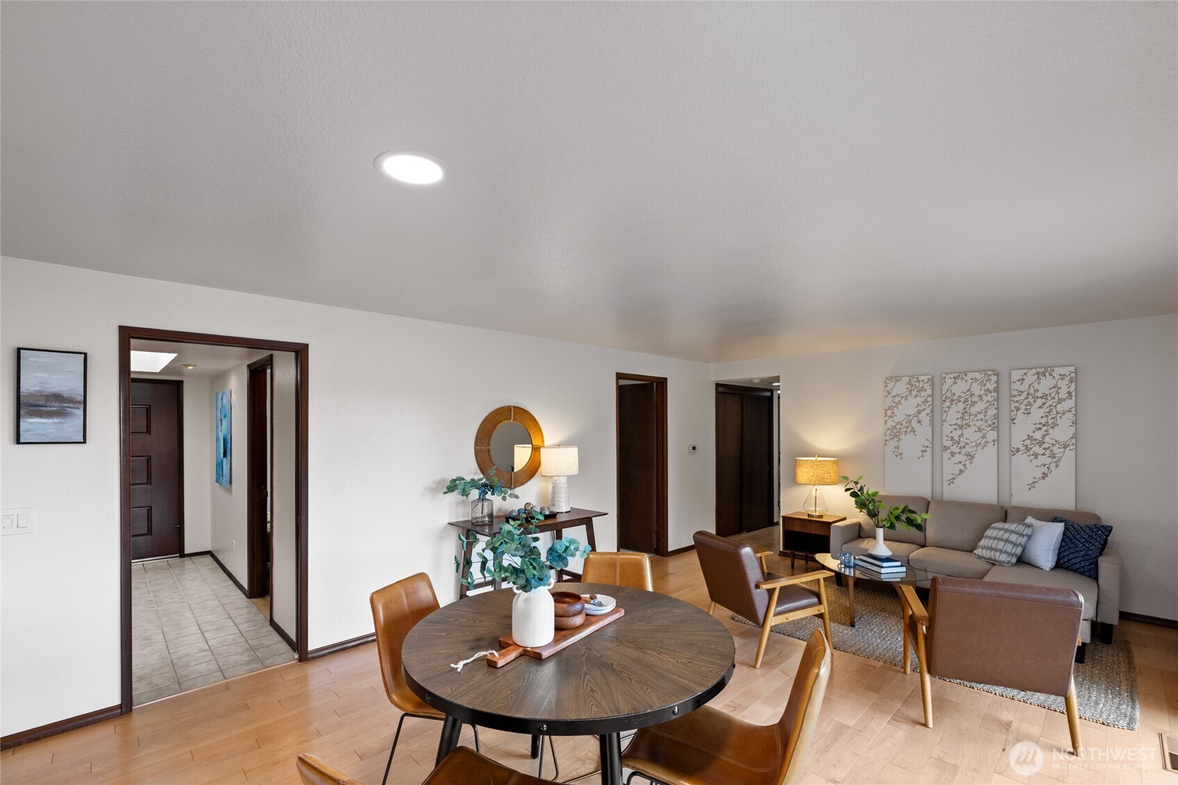 921 S 129th Street Property Photo 16