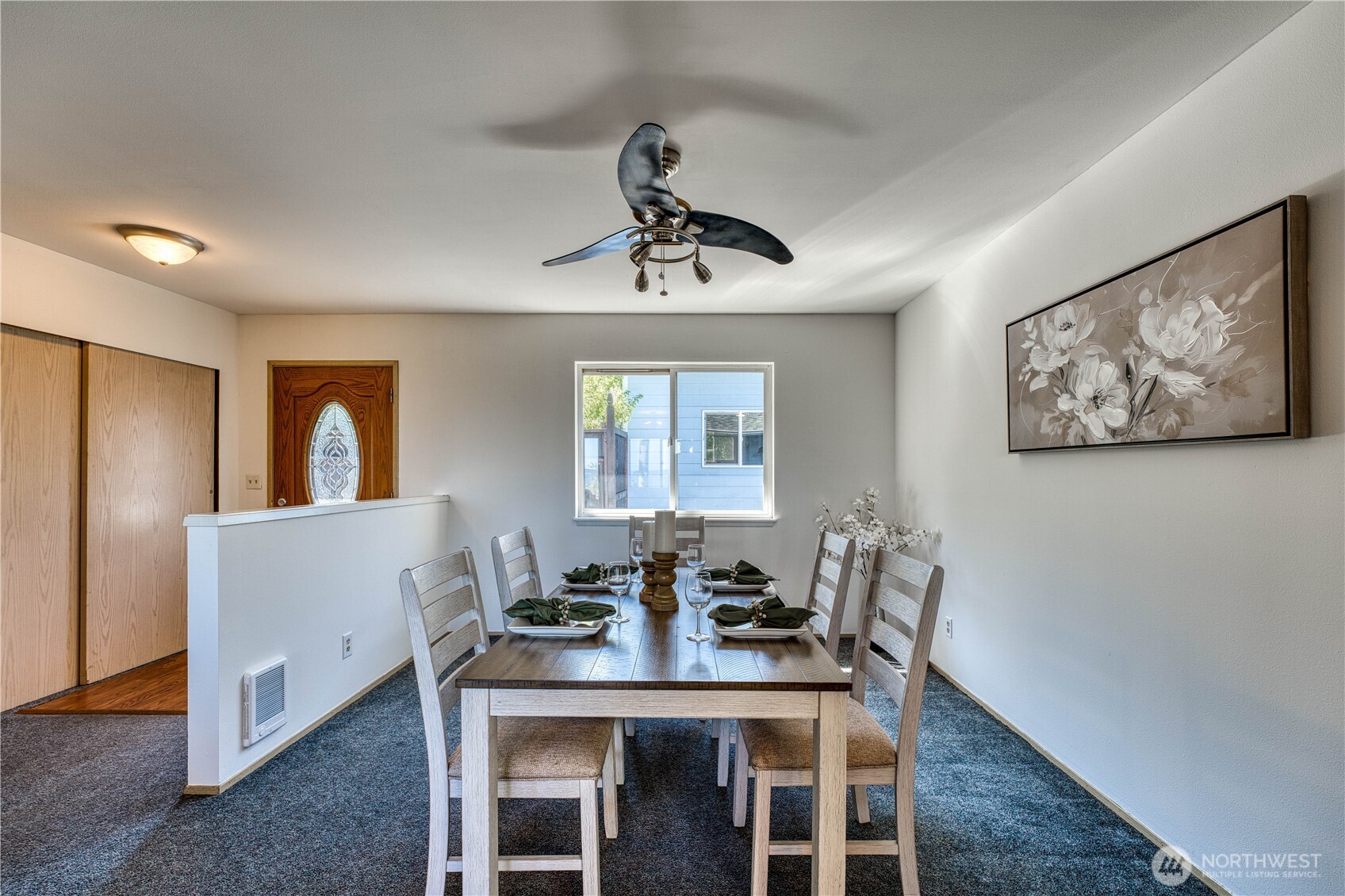 6736 Ne Admiralty Lane Property Photo 4