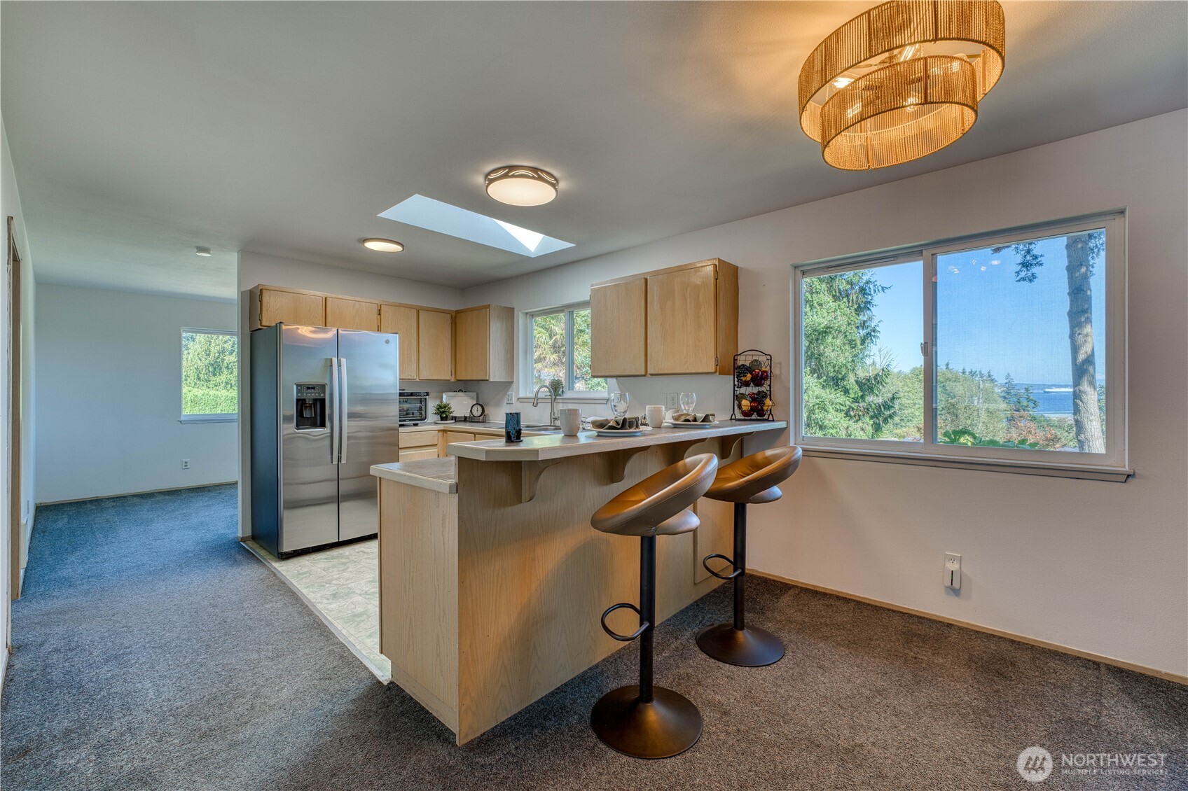 6736 Ne Admiralty Lane Property Photo 11