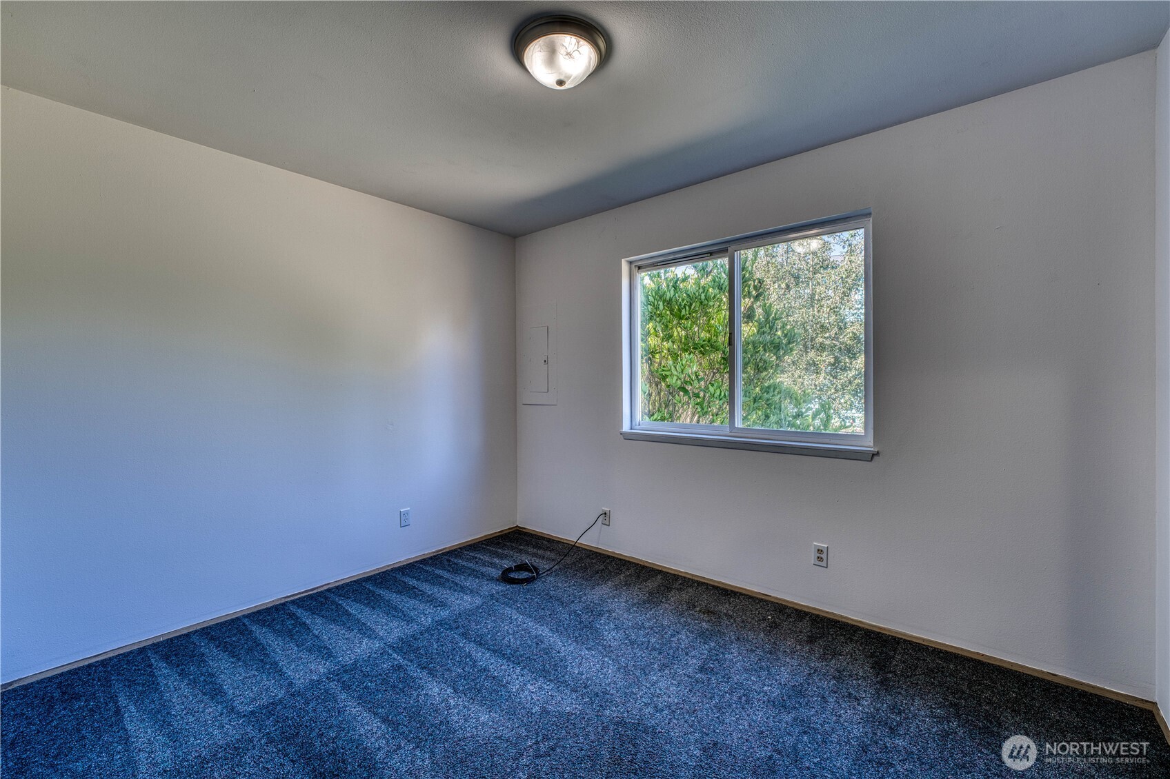6736 Ne Admiralty Lane Property Photo 19