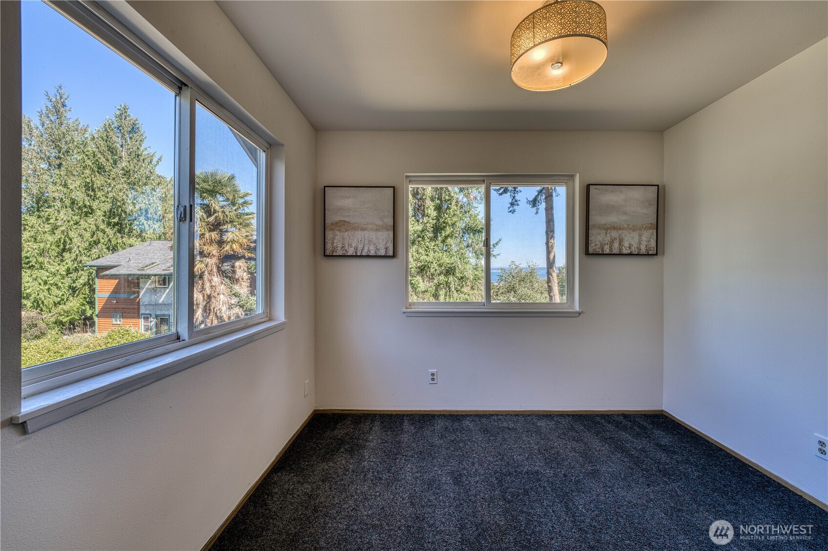 6736 Ne Admiralty Lane Property Photo 22