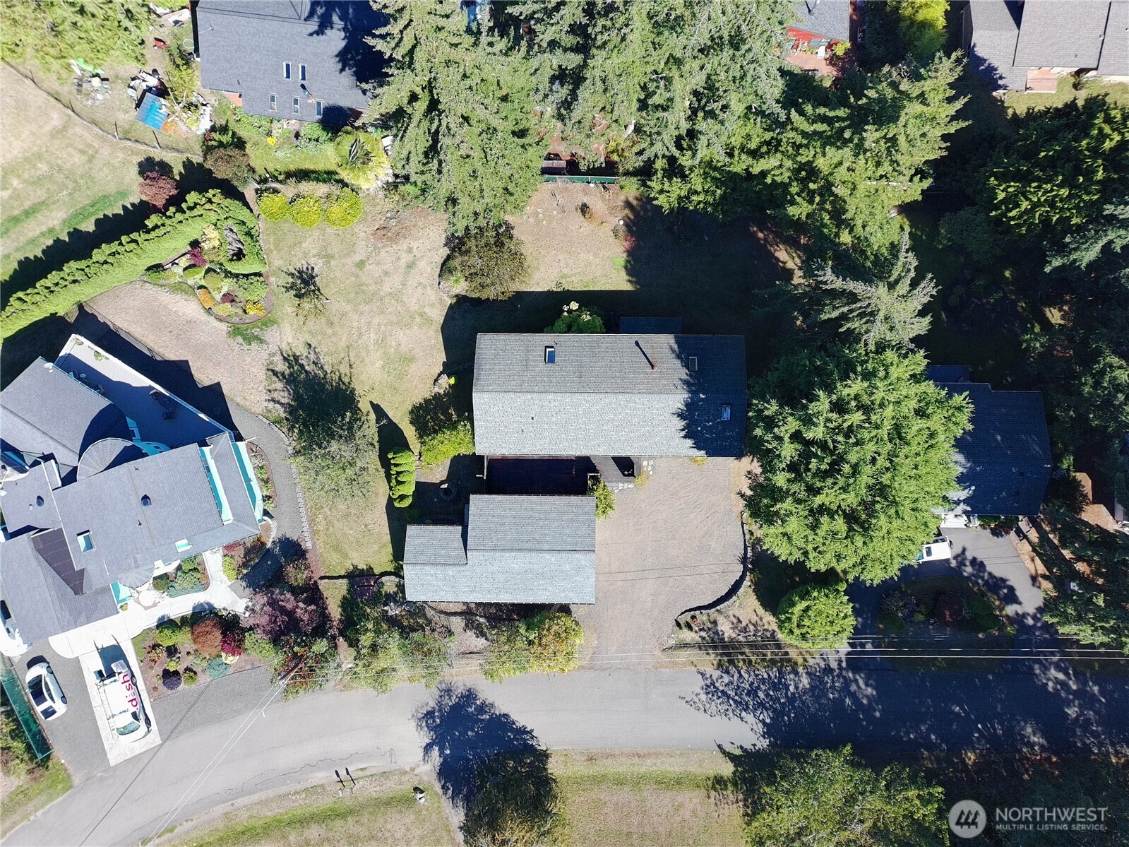 6736 Ne Admiralty Lane Property Photo 40