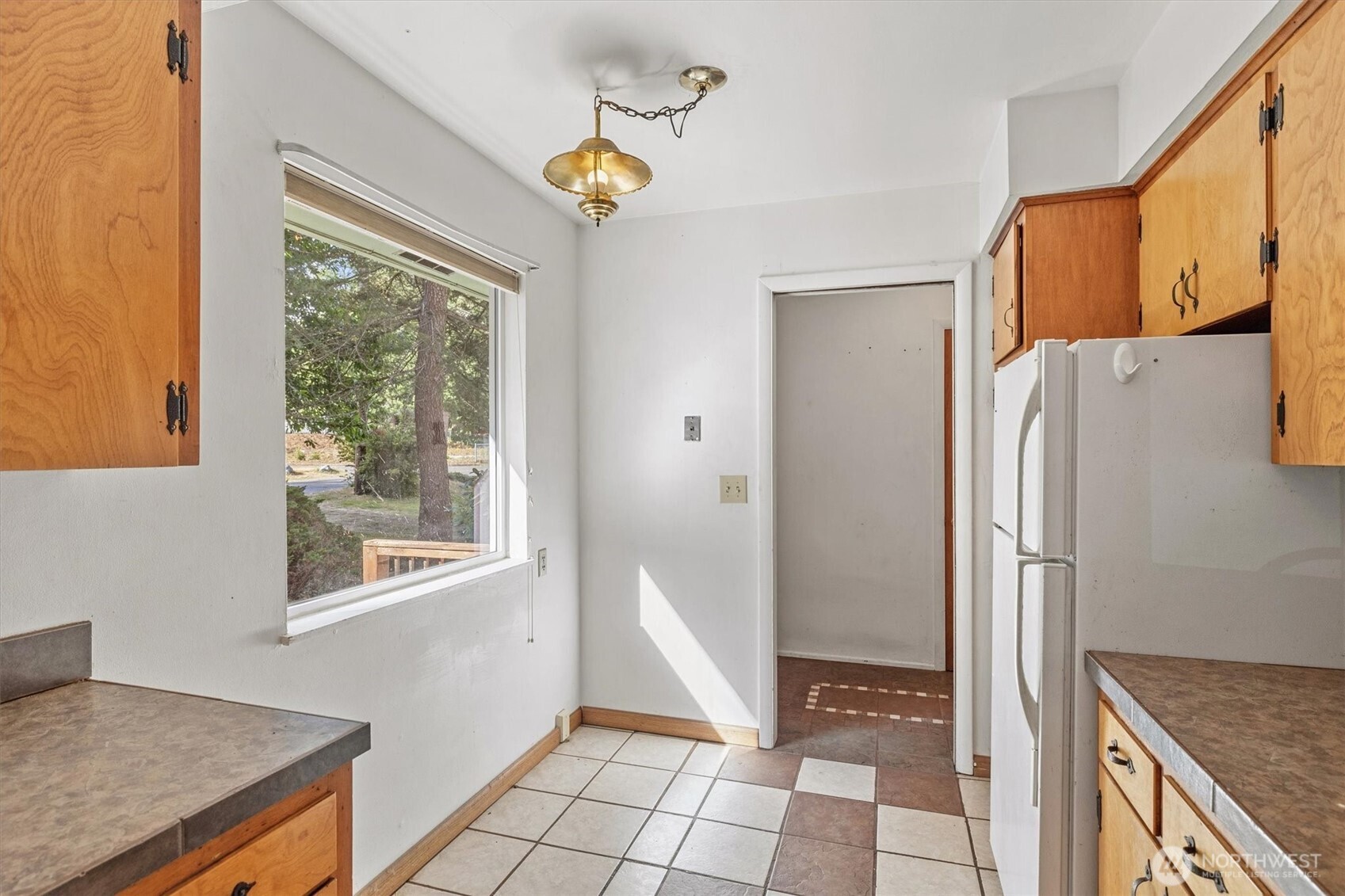 4511 Lakeway Drive Property Photo 12