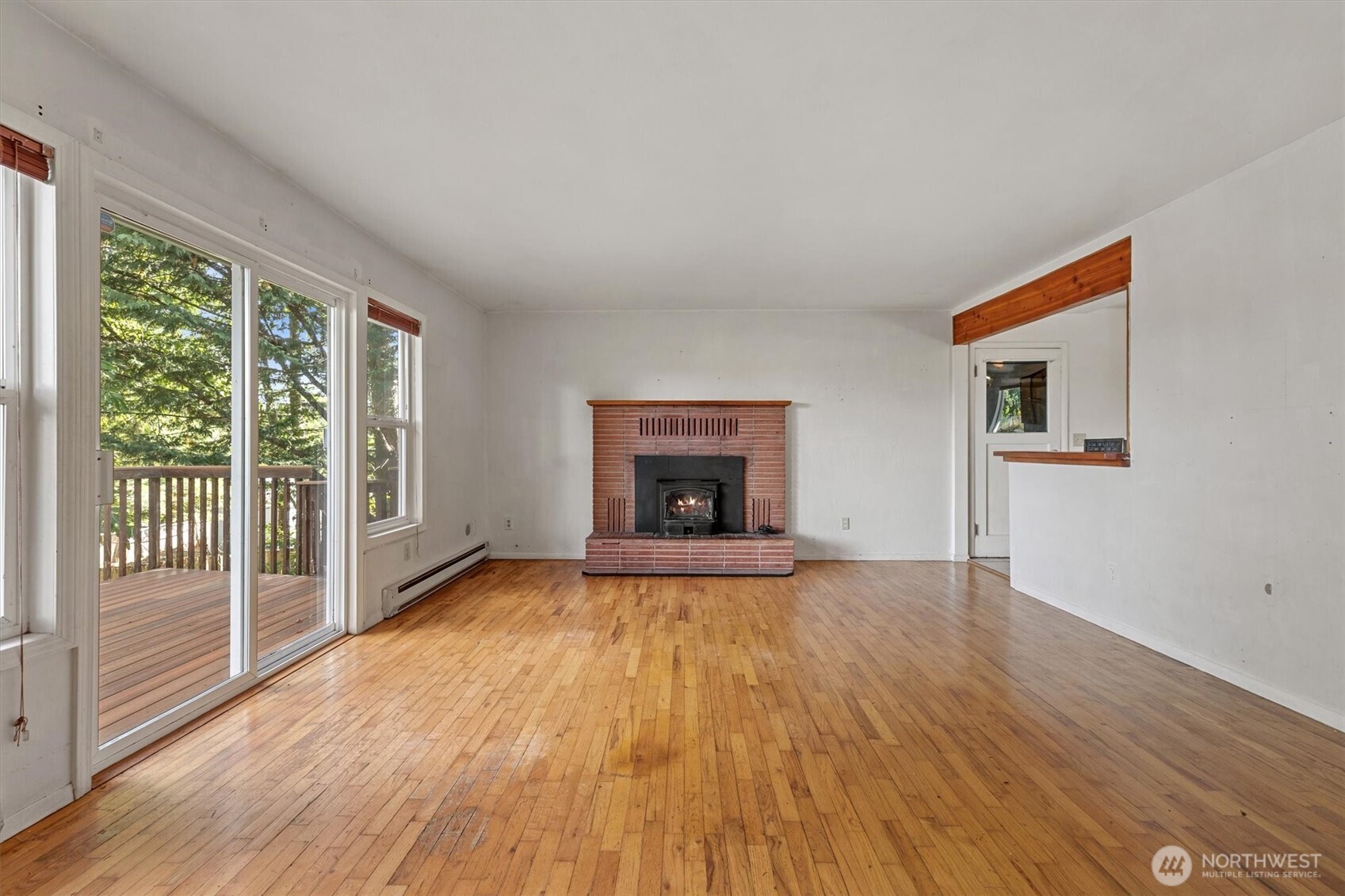 4511 Lakeway Drive Property Photo 13