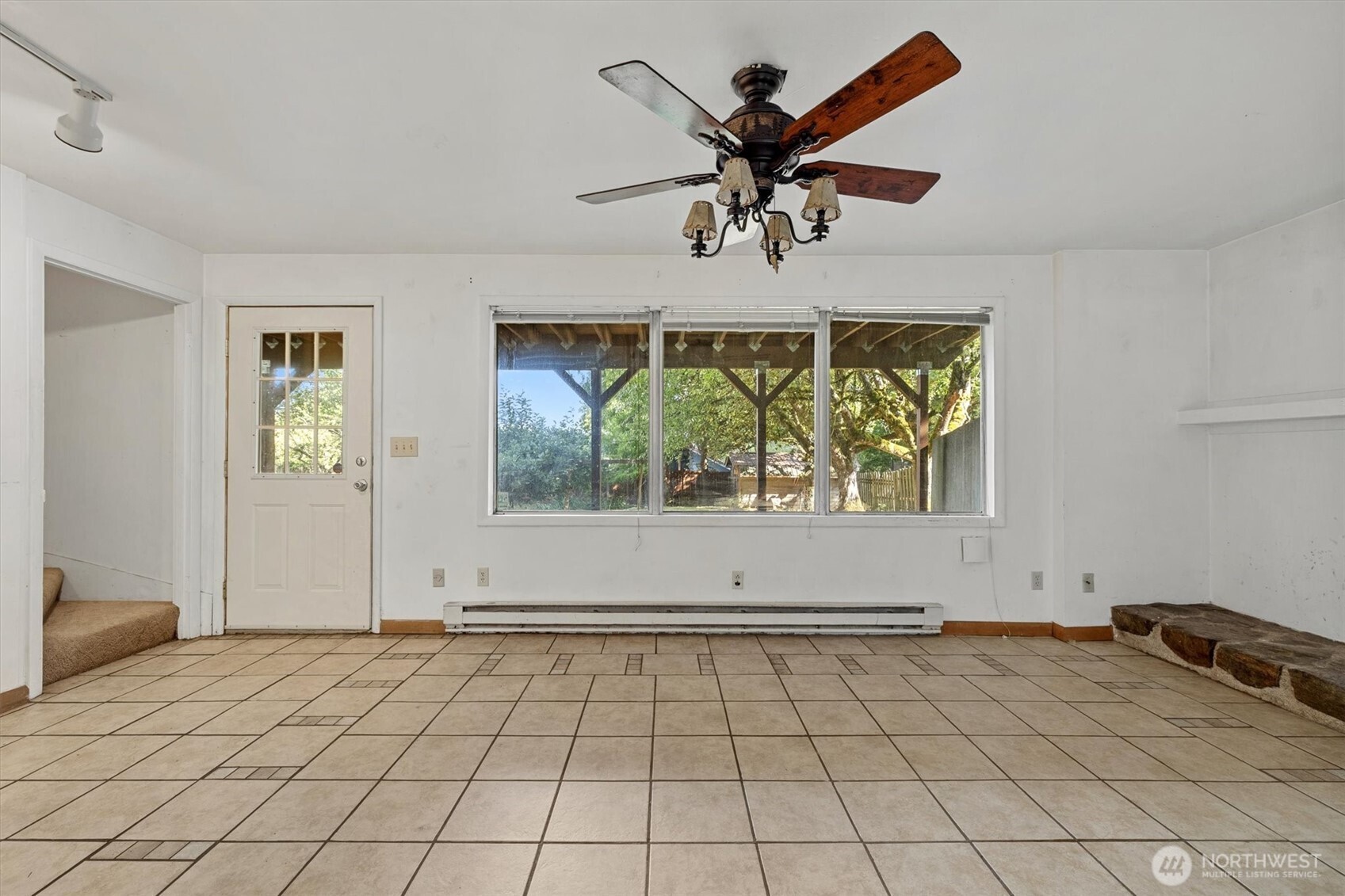 4511 Lakeway Drive Property Photo 25