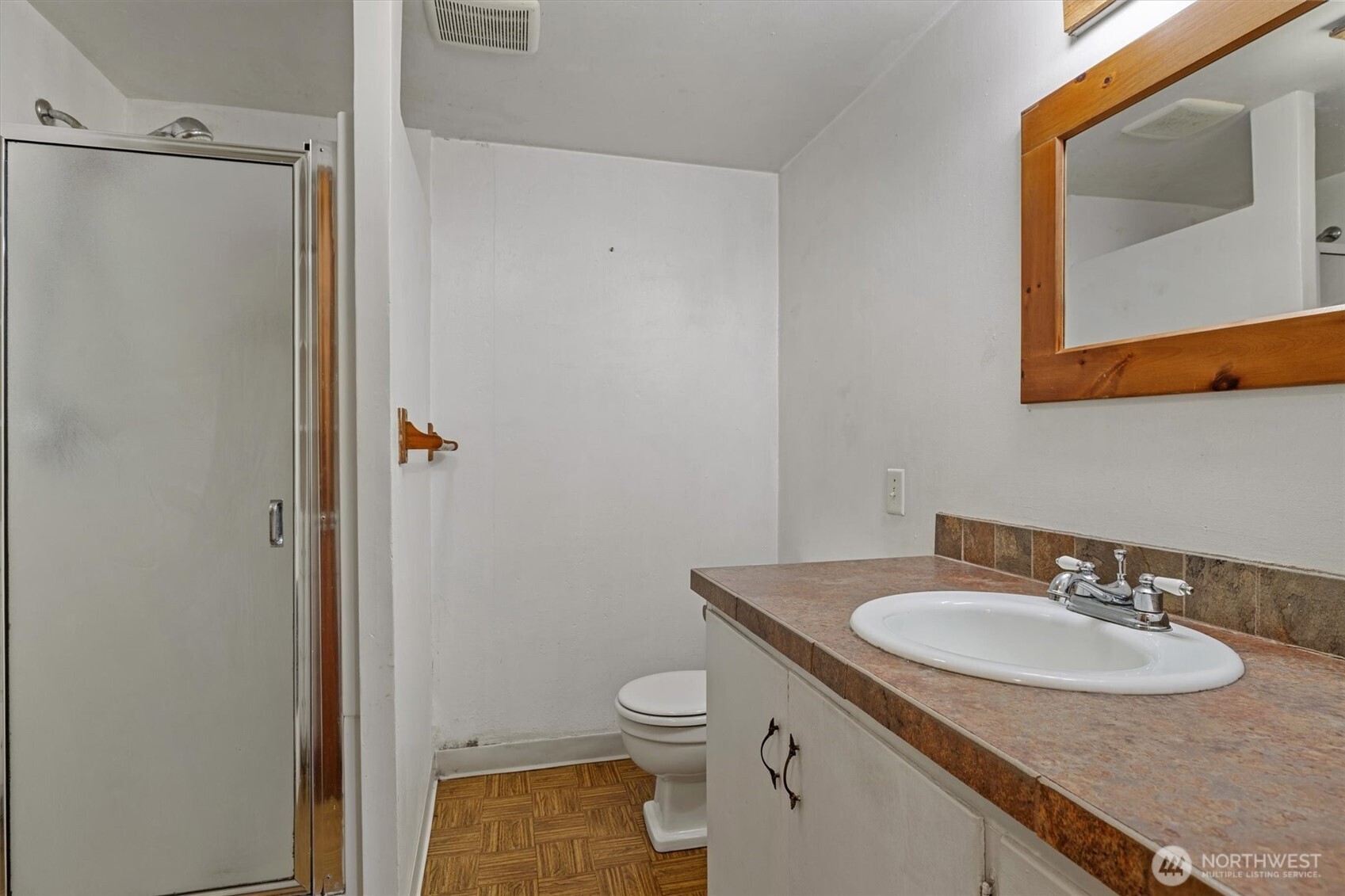 4511 Lakeway Drive Property Photo 28