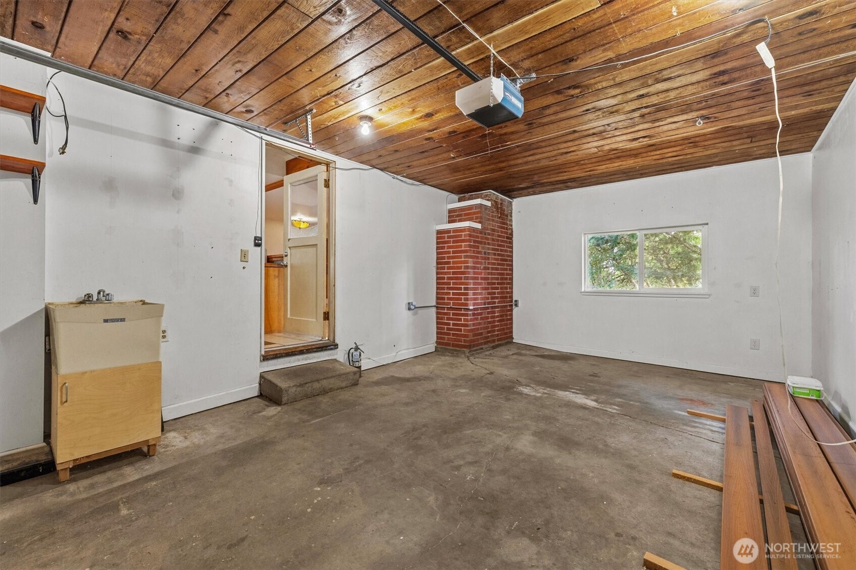 4511 Lakeway Drive Property Photo 32