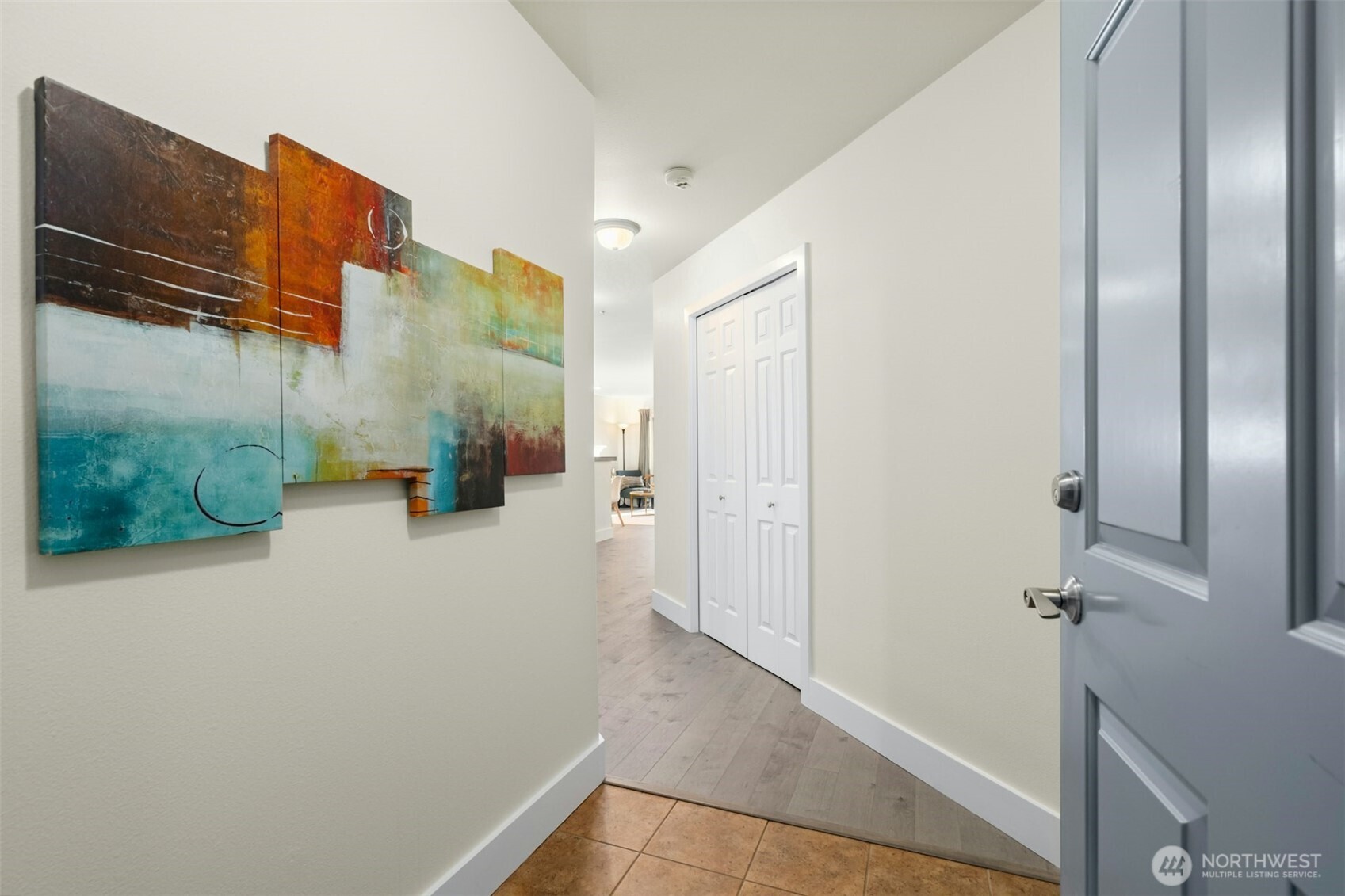 133 Queen Anne Avenue 304 Property Photo 6