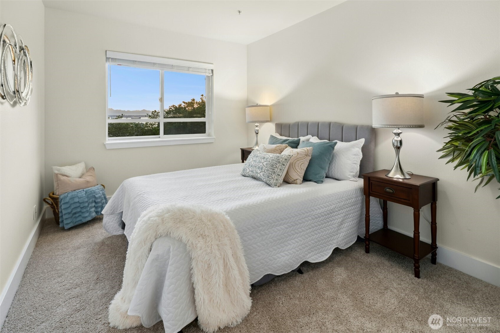 133 Queen Anne Avenue 304 Property Photo 13