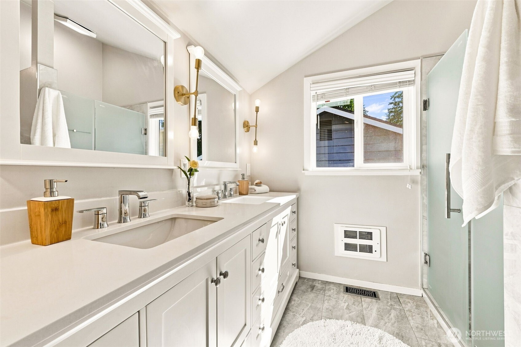 1821 155th Avenue Property Photo 16