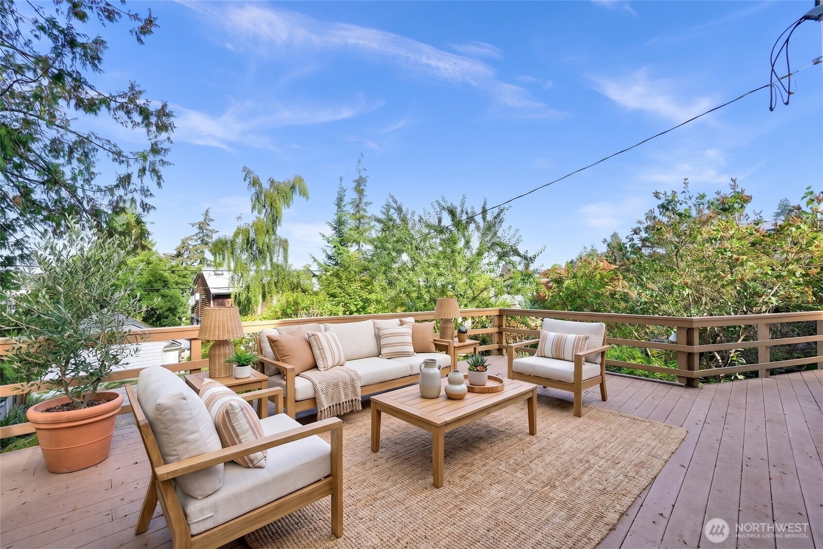 252 S Garden Street Property Photo 6