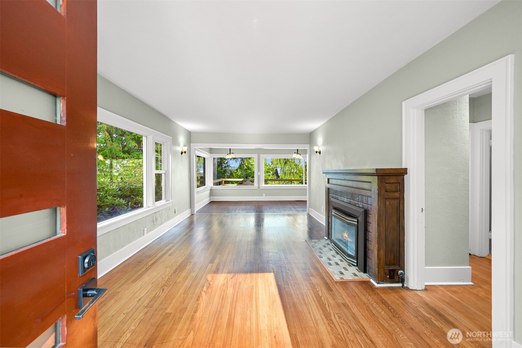 252 S Garden Street Property Photo 8