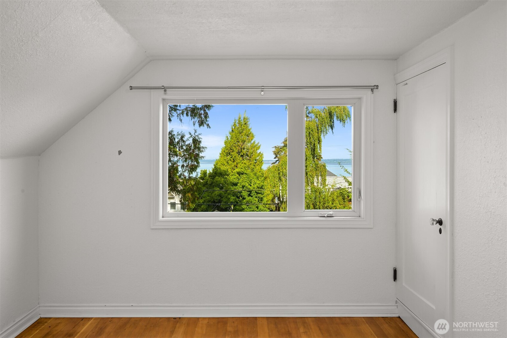 252 S Garden Street Property Photo 33
