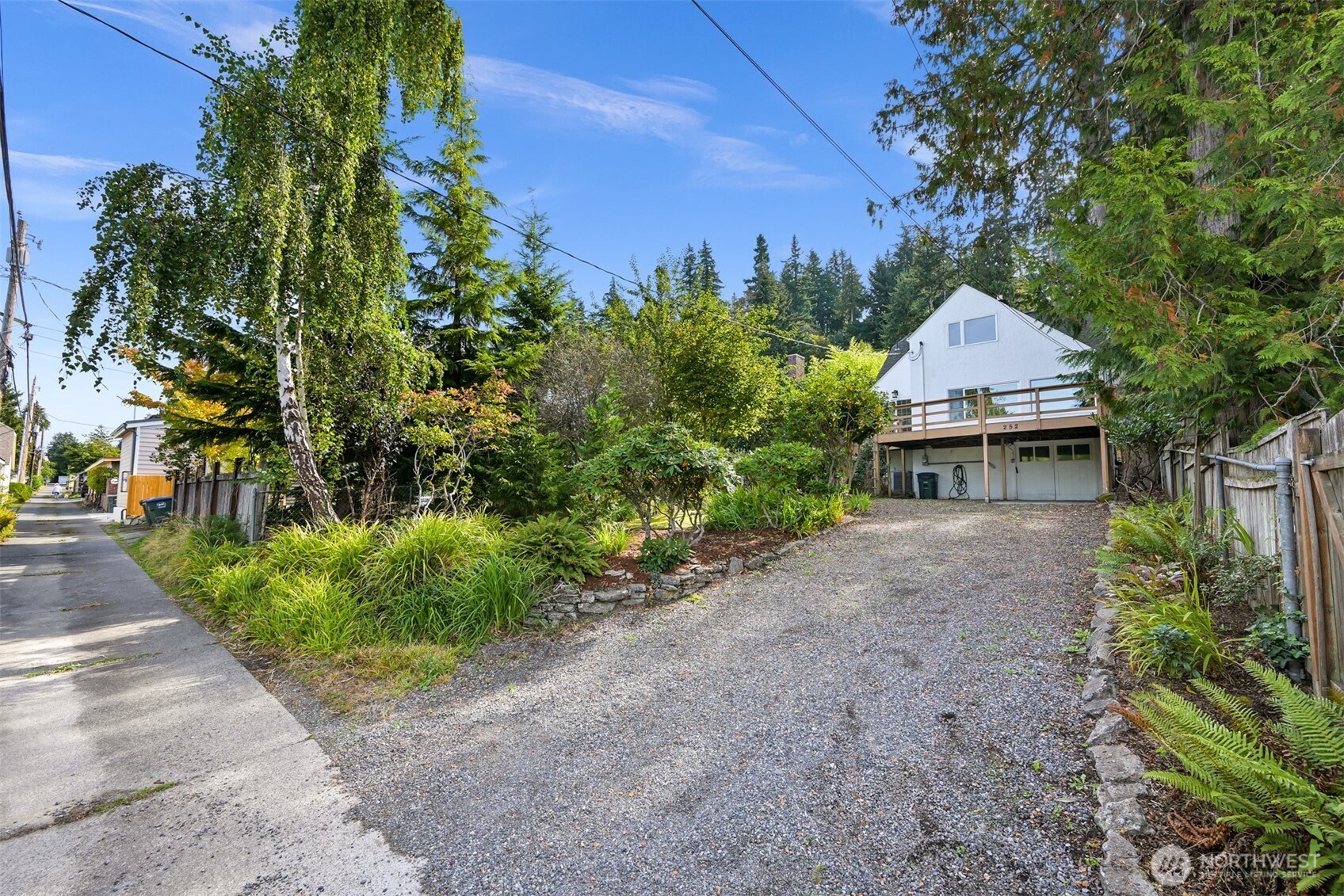 252 S Garden Street Property Photo 35